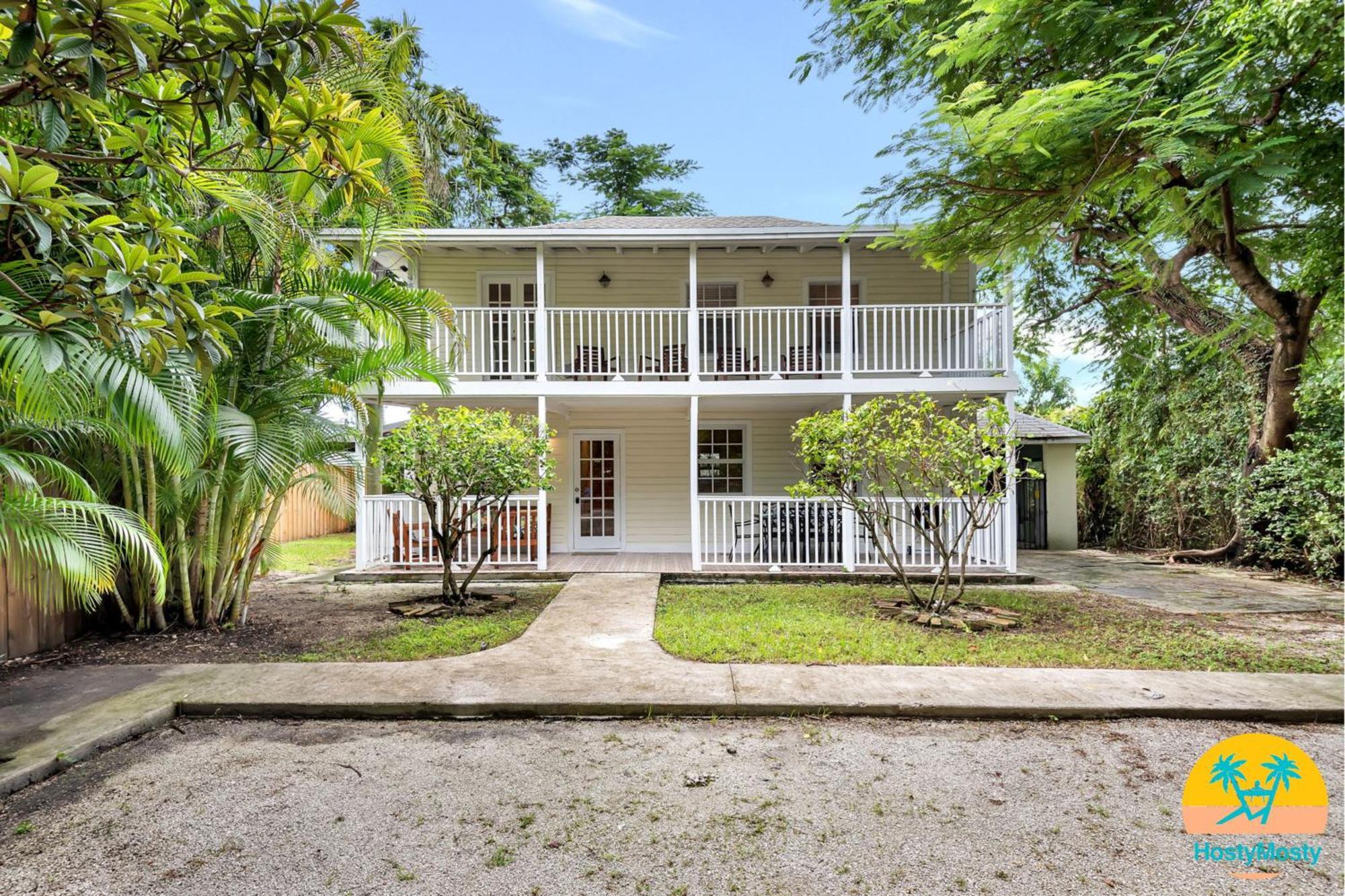 Casa Del Rio 4 Bed 2 Bath Next To River 1826 Holiday home Miami