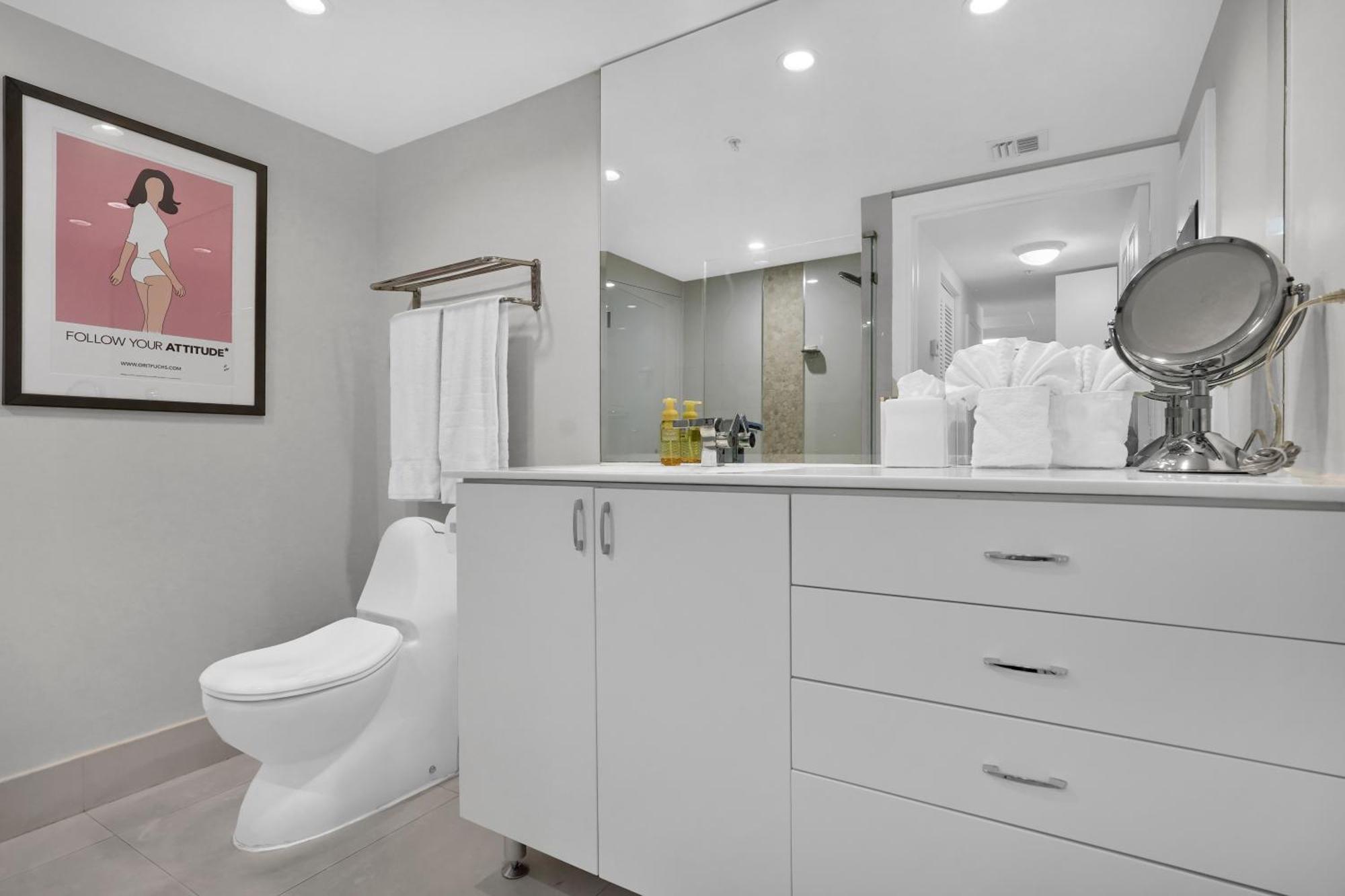 Apartamento Modern Bay View Balcony In The Grove Free Parking Miami