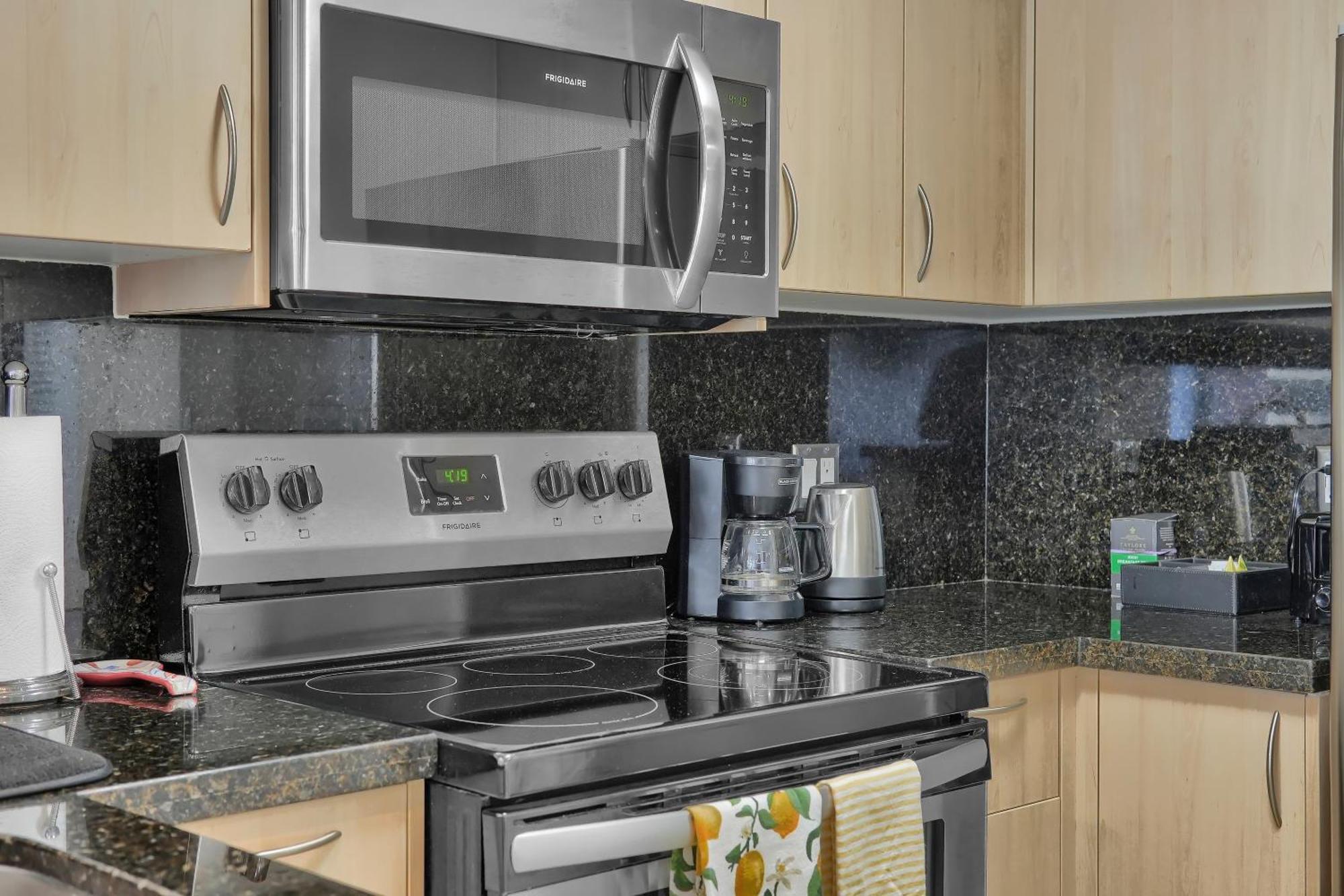 Modern Bay View Balcony In The Grove Free Parking * Miami
