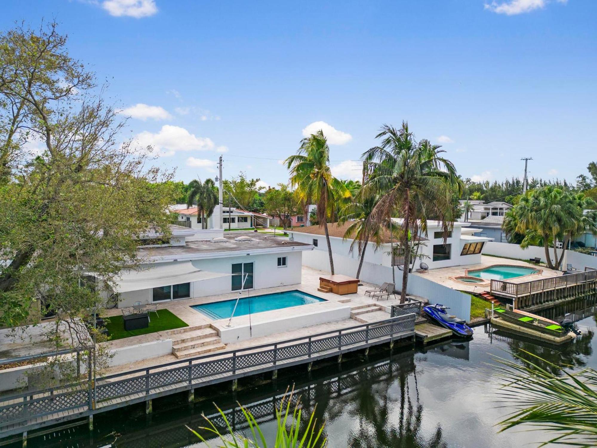 Holiday home Events Welcome - Upscale Venue - Pool, Valet & Miami