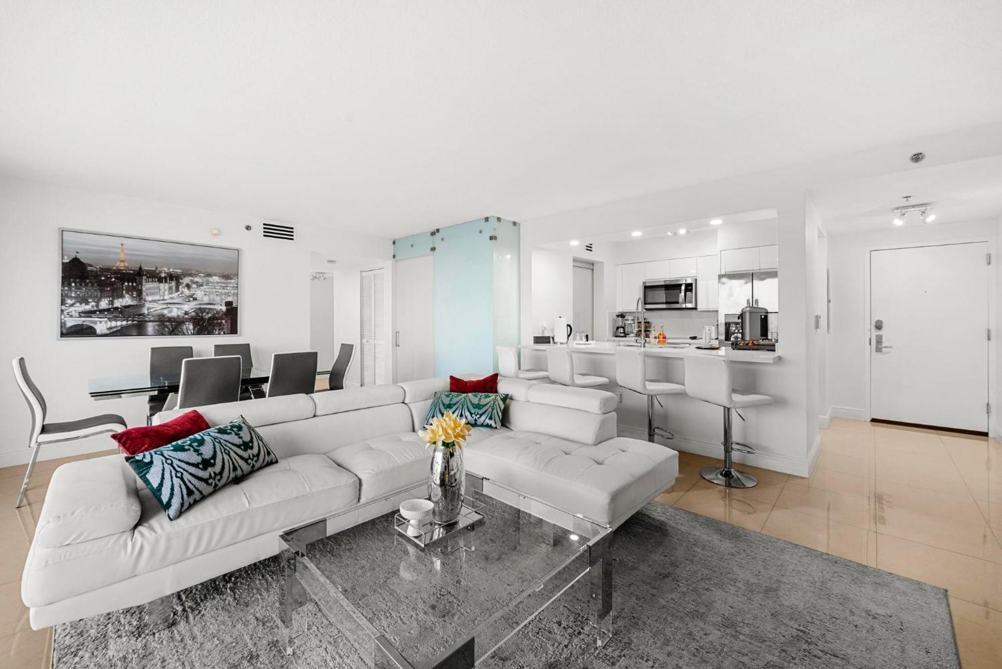 Bnb Hyperion - Luxe 3b W City & Ocean Views Casa de férias *
