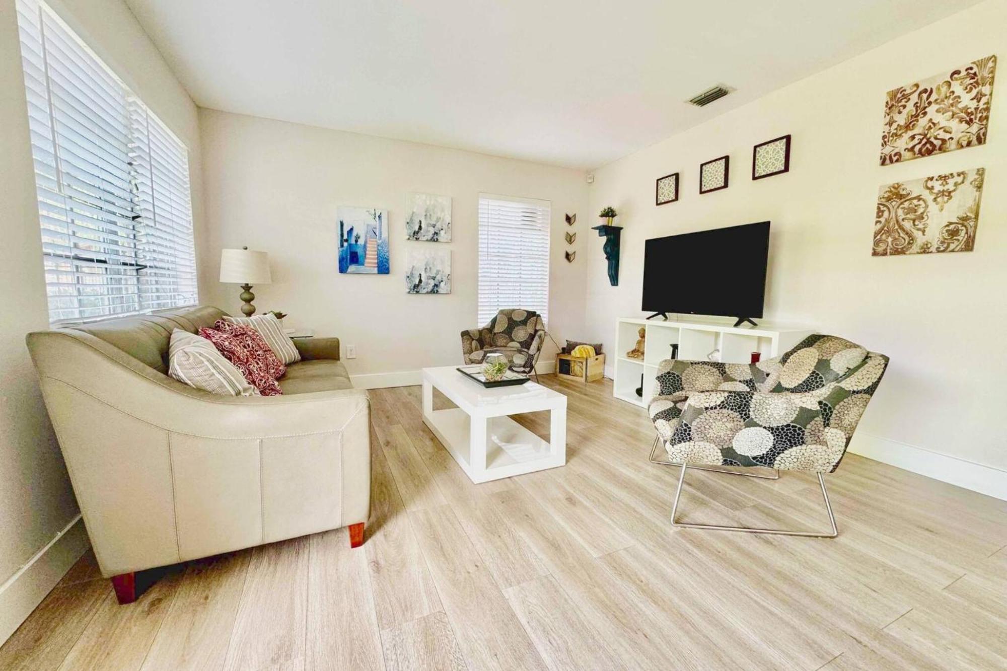 Cozy Near Coconut Grove And The Of