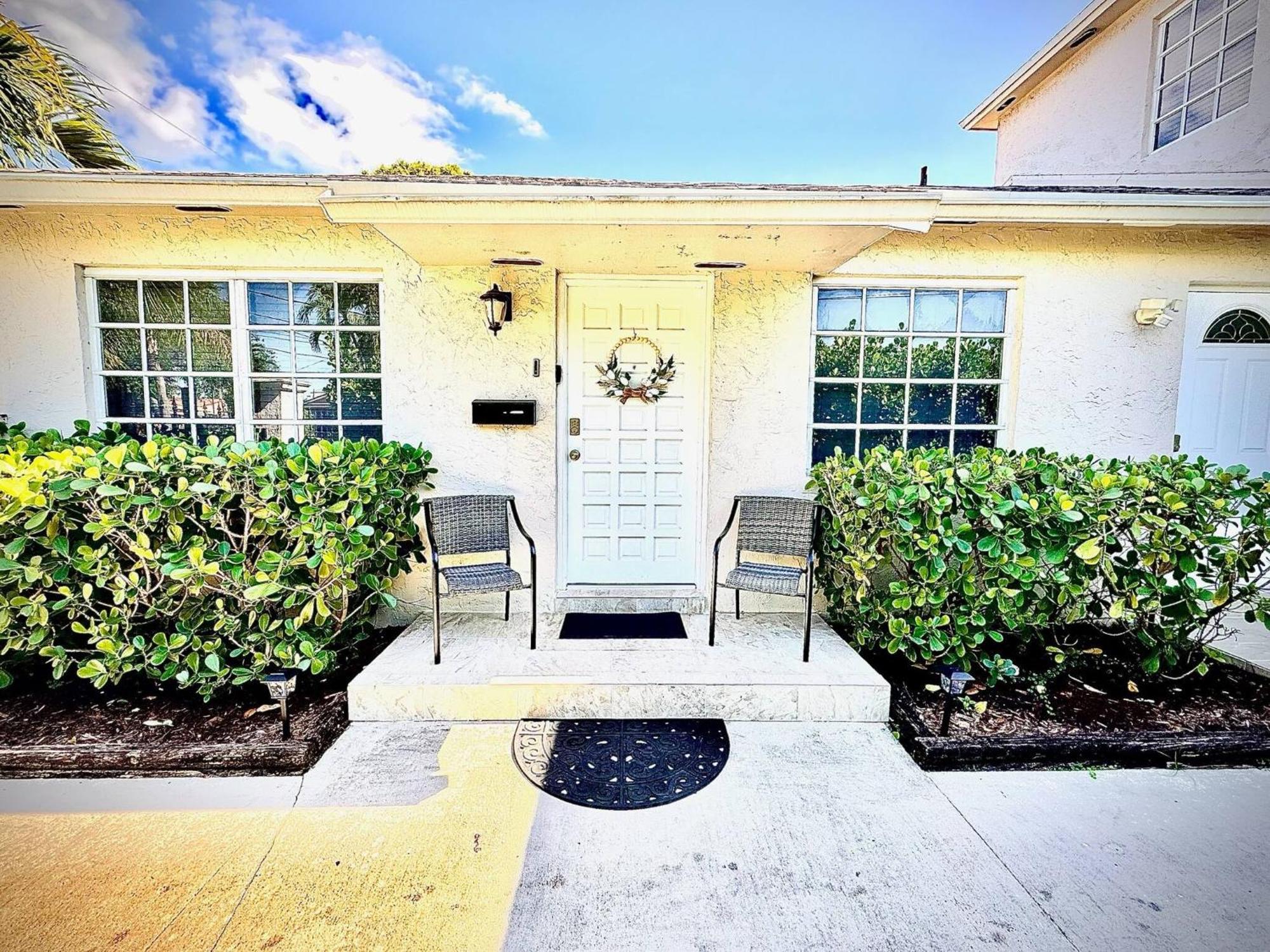 Cozy Near Coconut Grove And The Of Holiday home
