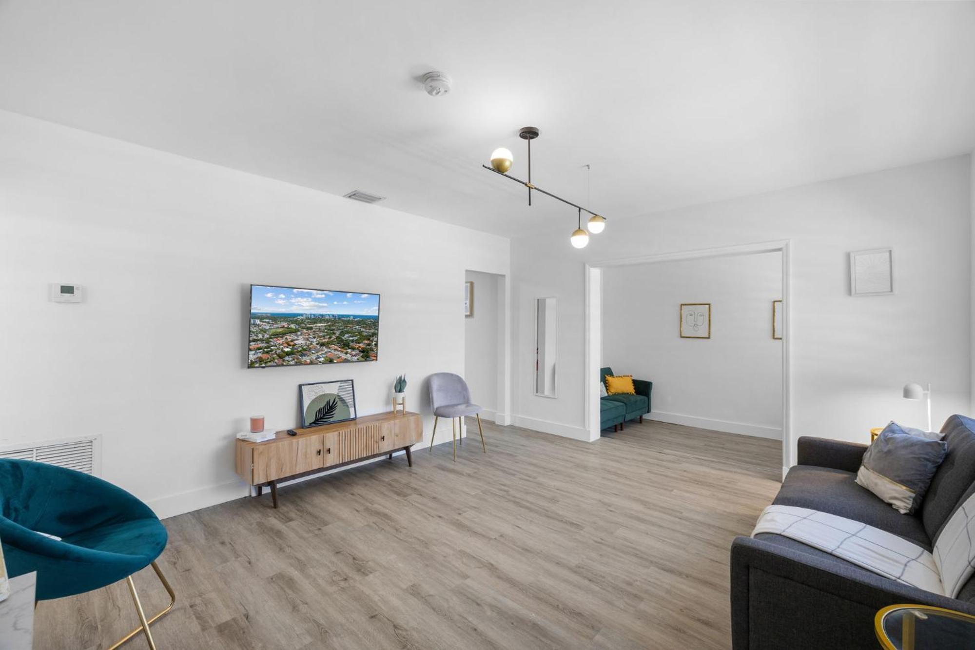 Apartment Comfortable House For Your Enjoyment In *