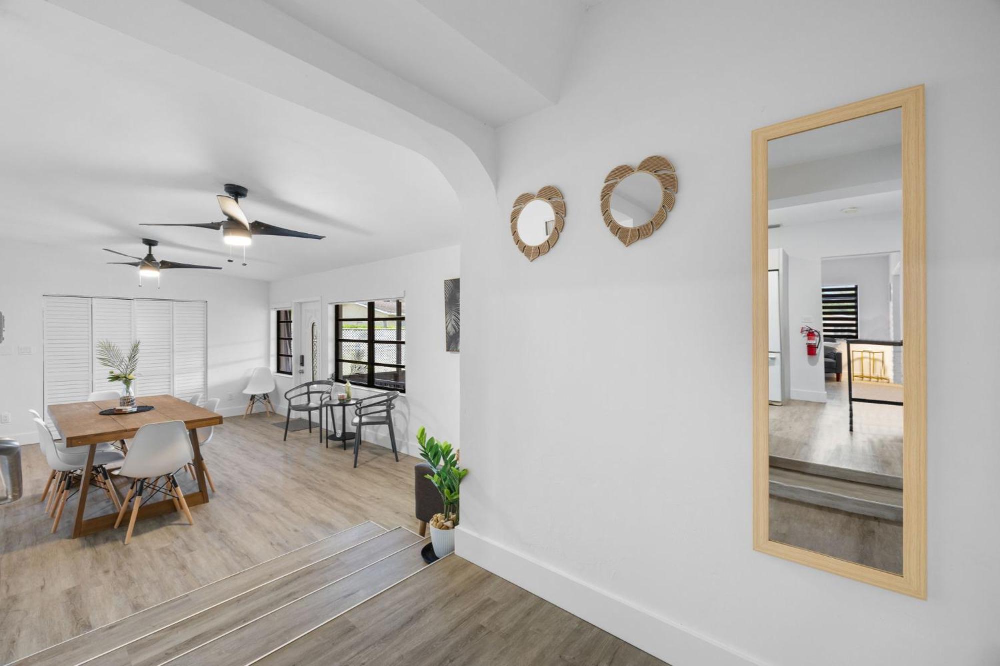Comfortable House For Your Enjoyment In * Miami