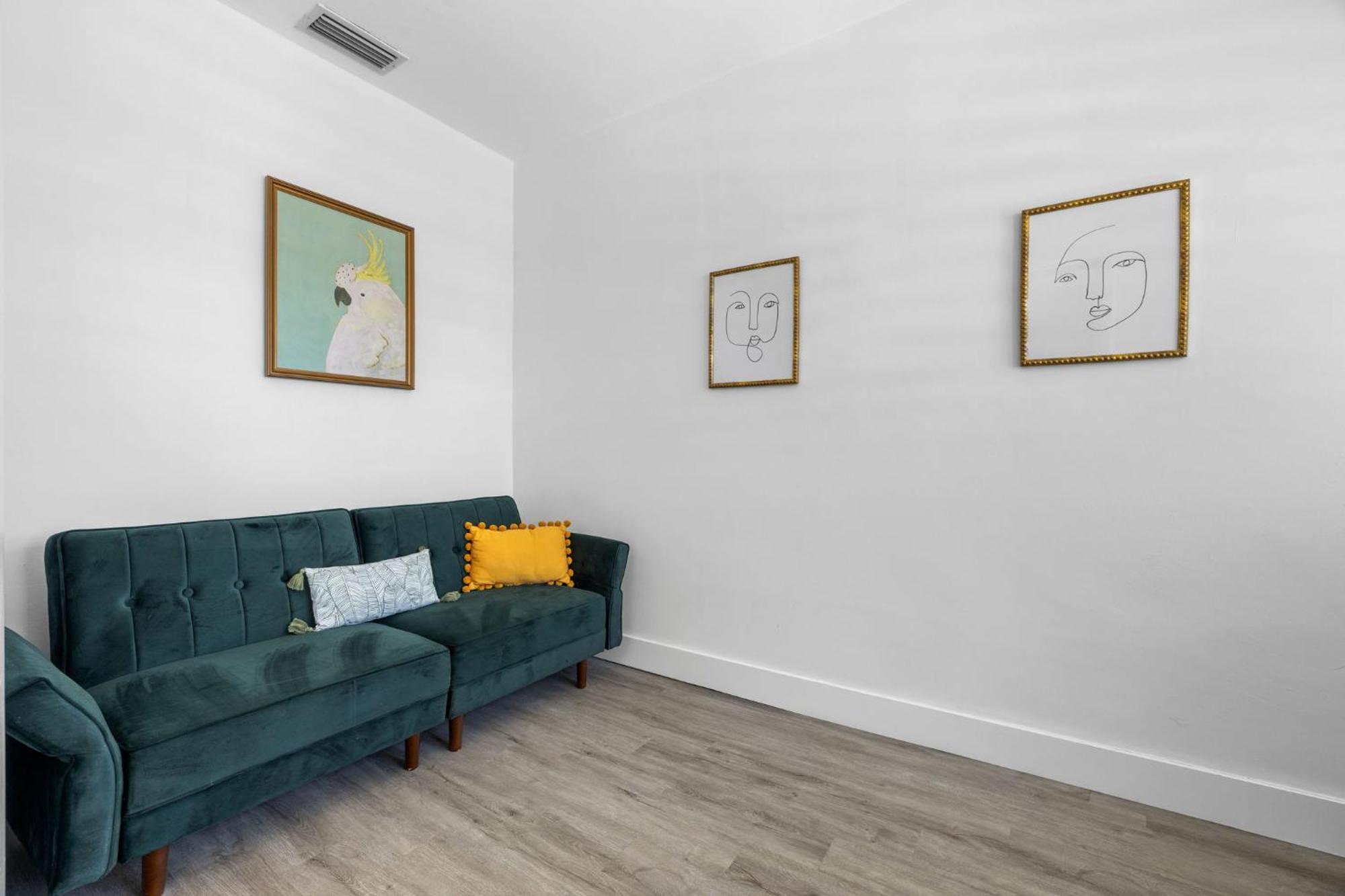 Apartment Comfortable House For Your Enjoyment In *