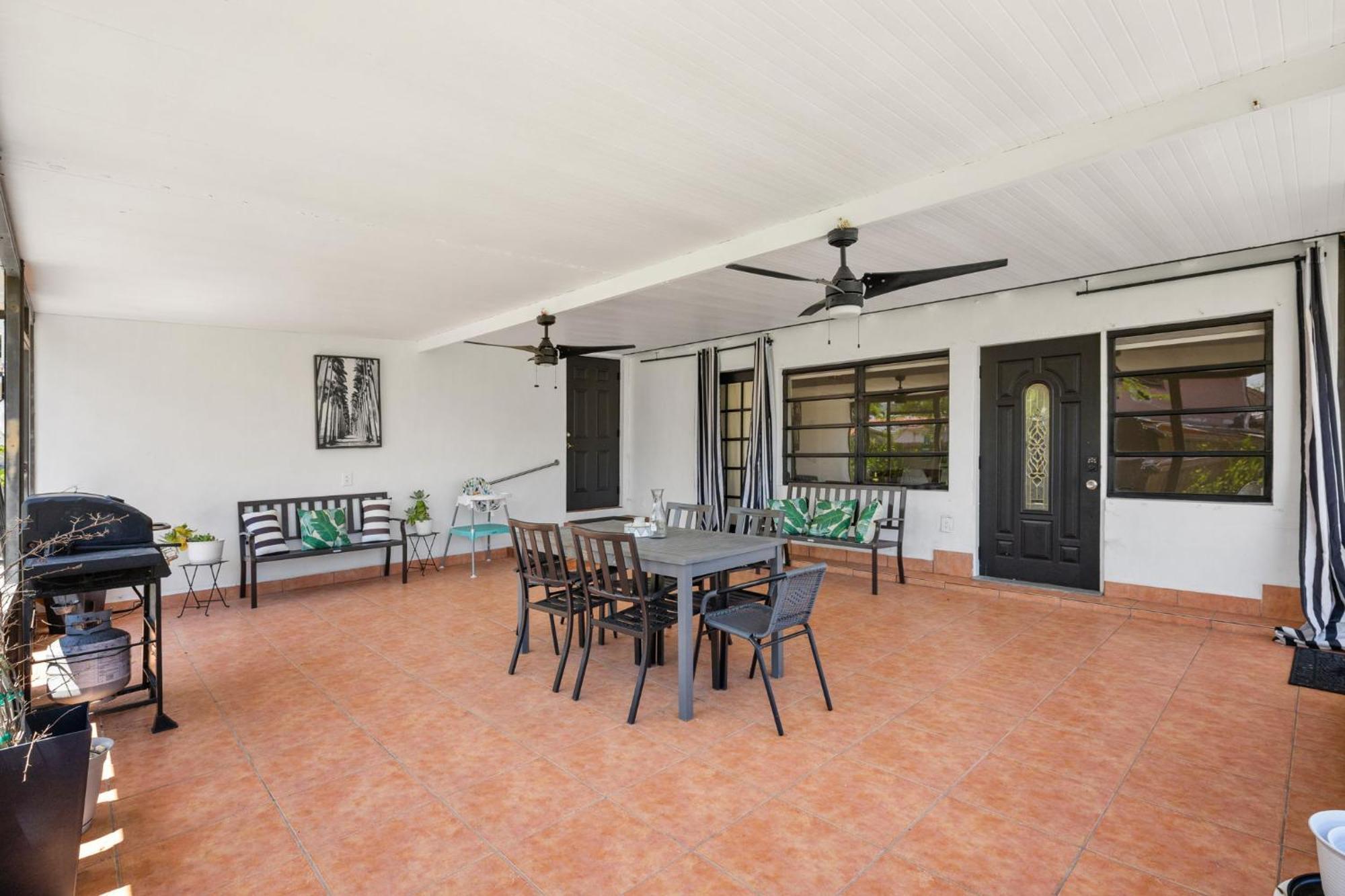 Comfortable House For Your Enjoyment In Miami