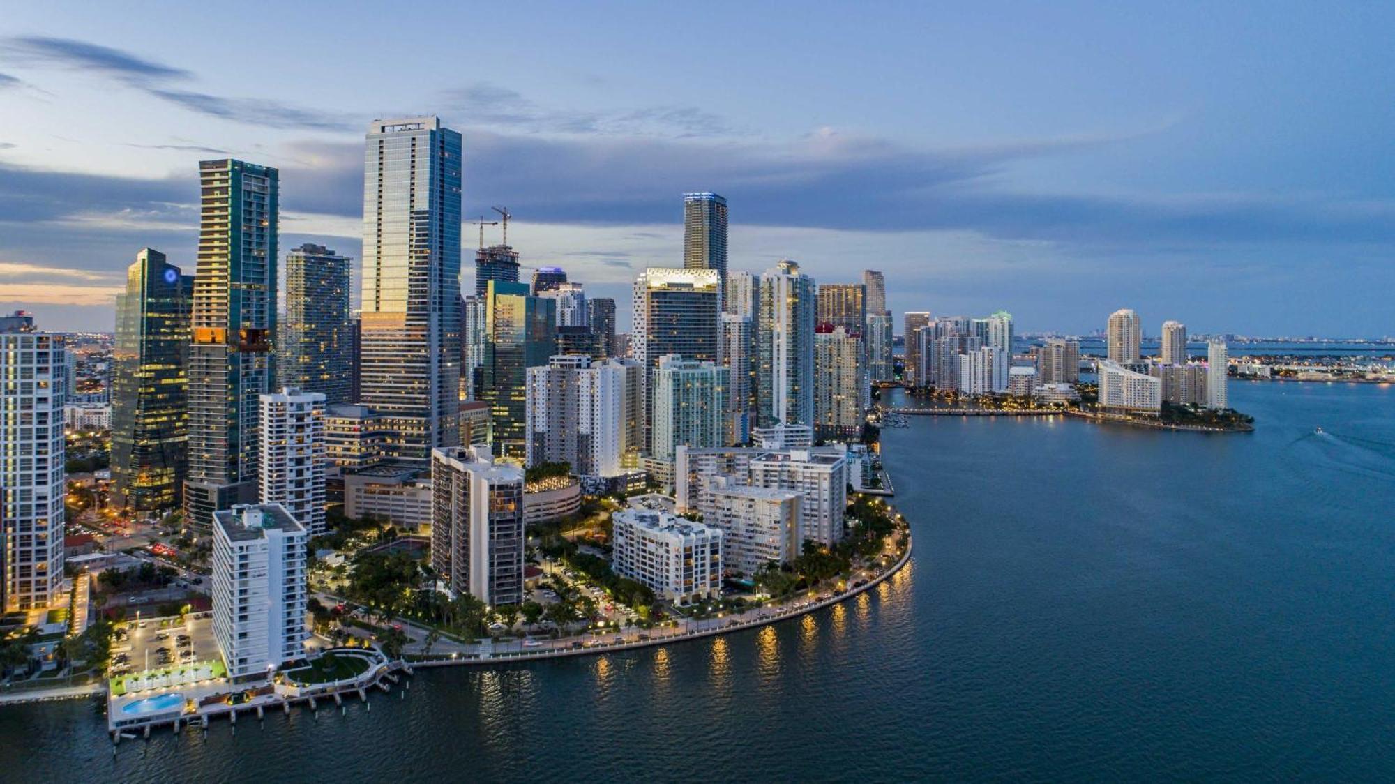 Skyline Serenity - Brickell On The River - Bi-level Loft With Breathtaking Views On The Ocean