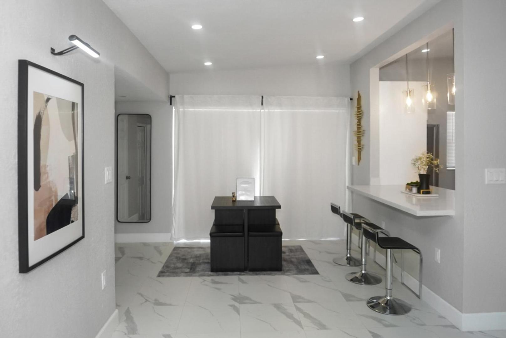 Luxury * Miami
