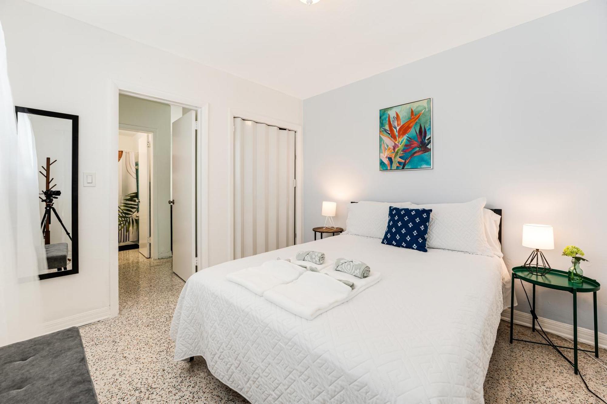 Chic 1 Bed Retreat Close To Miamis Hotspots Apartamento