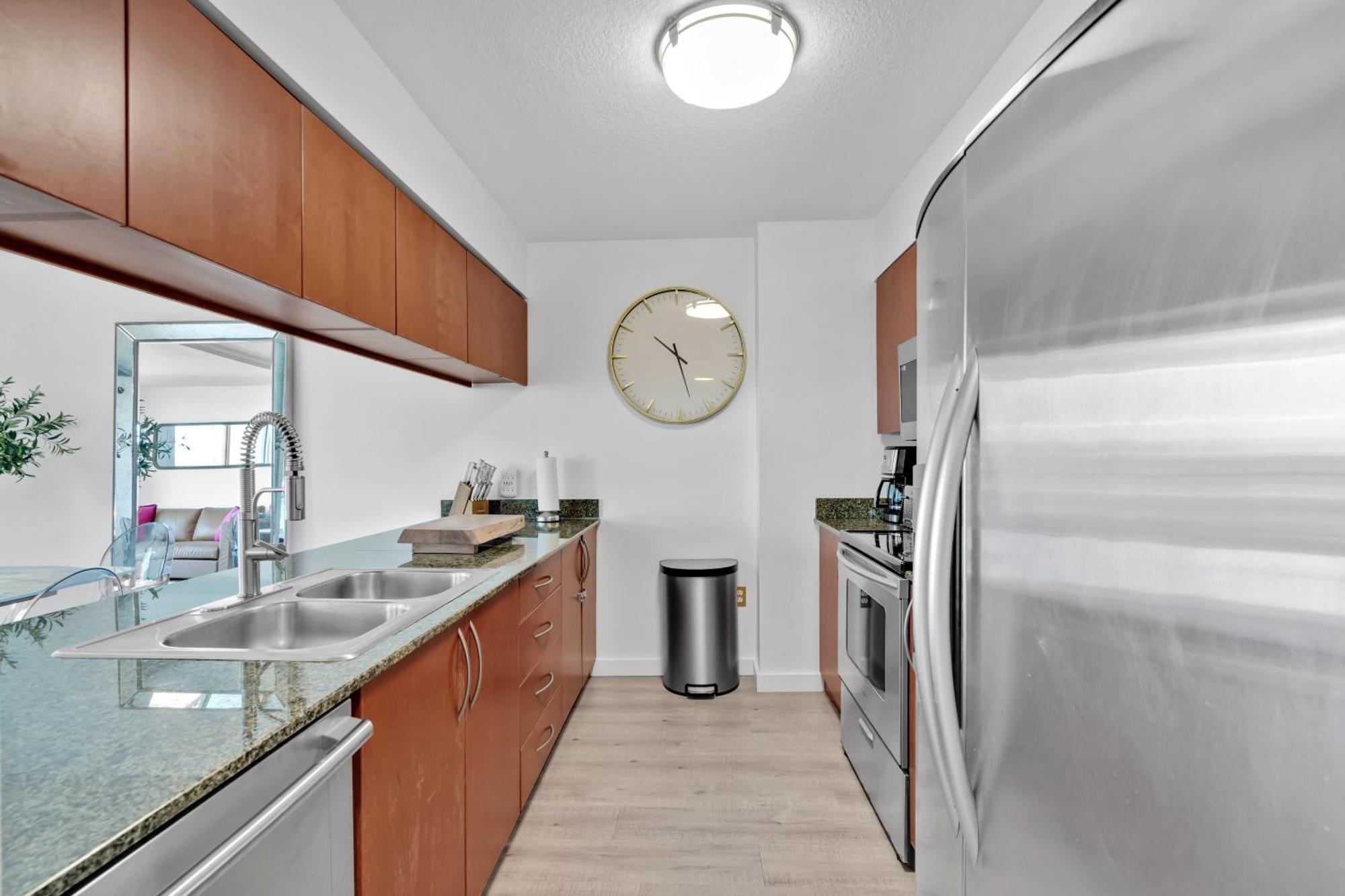 Oceanside Penthouse In Brickell Miami, Pool, Free Parking Apartment