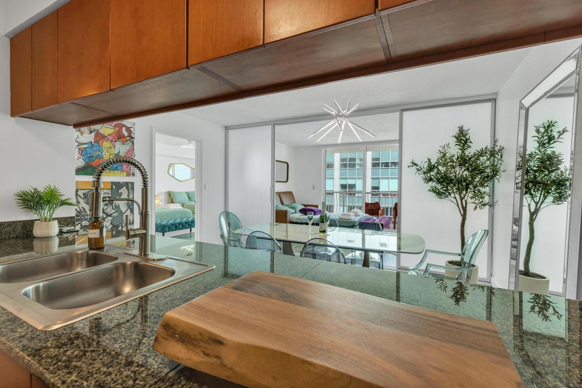 Oceanside Penthouse In Brickell Miami, Pool, Free Parking *
