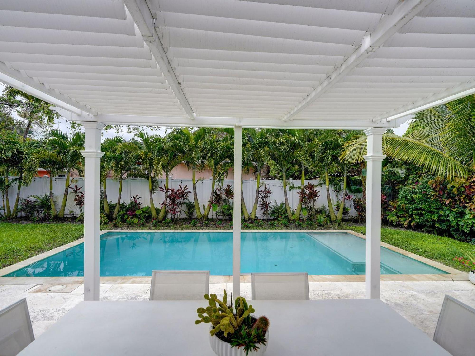 Luxury Casa Bonita With Tropical Pool Oasis