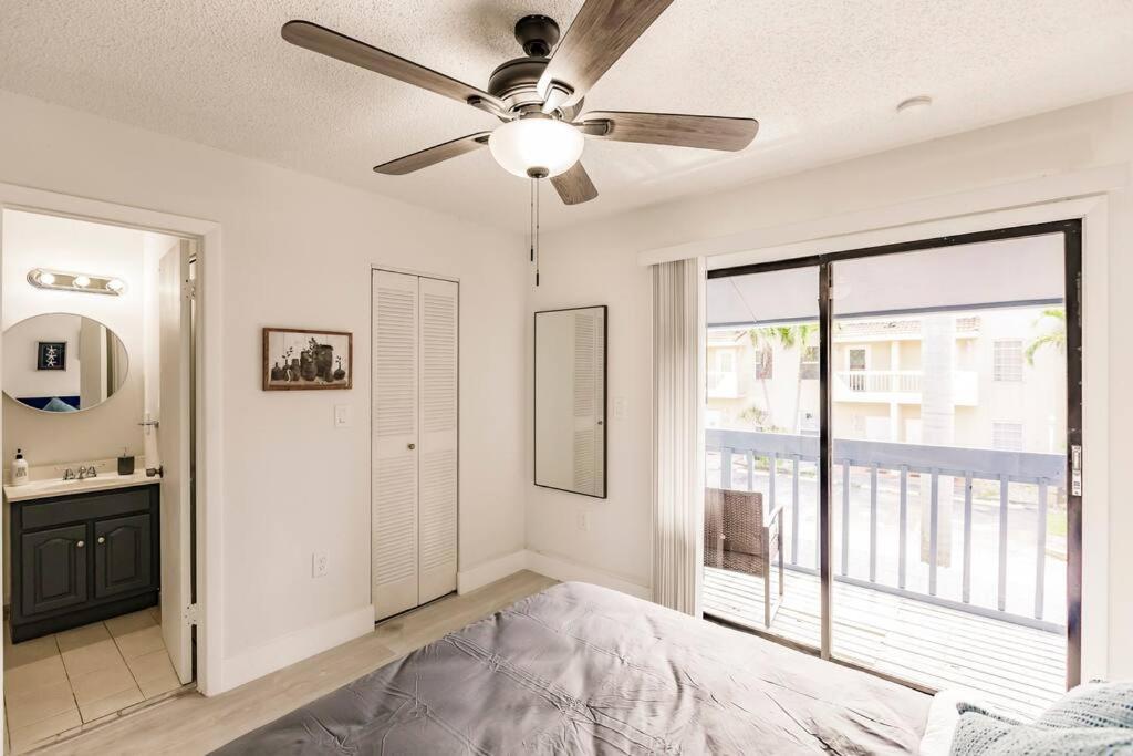 Oasis 7 Mins To Dolphin Mall Mia Ps4 Games Miami