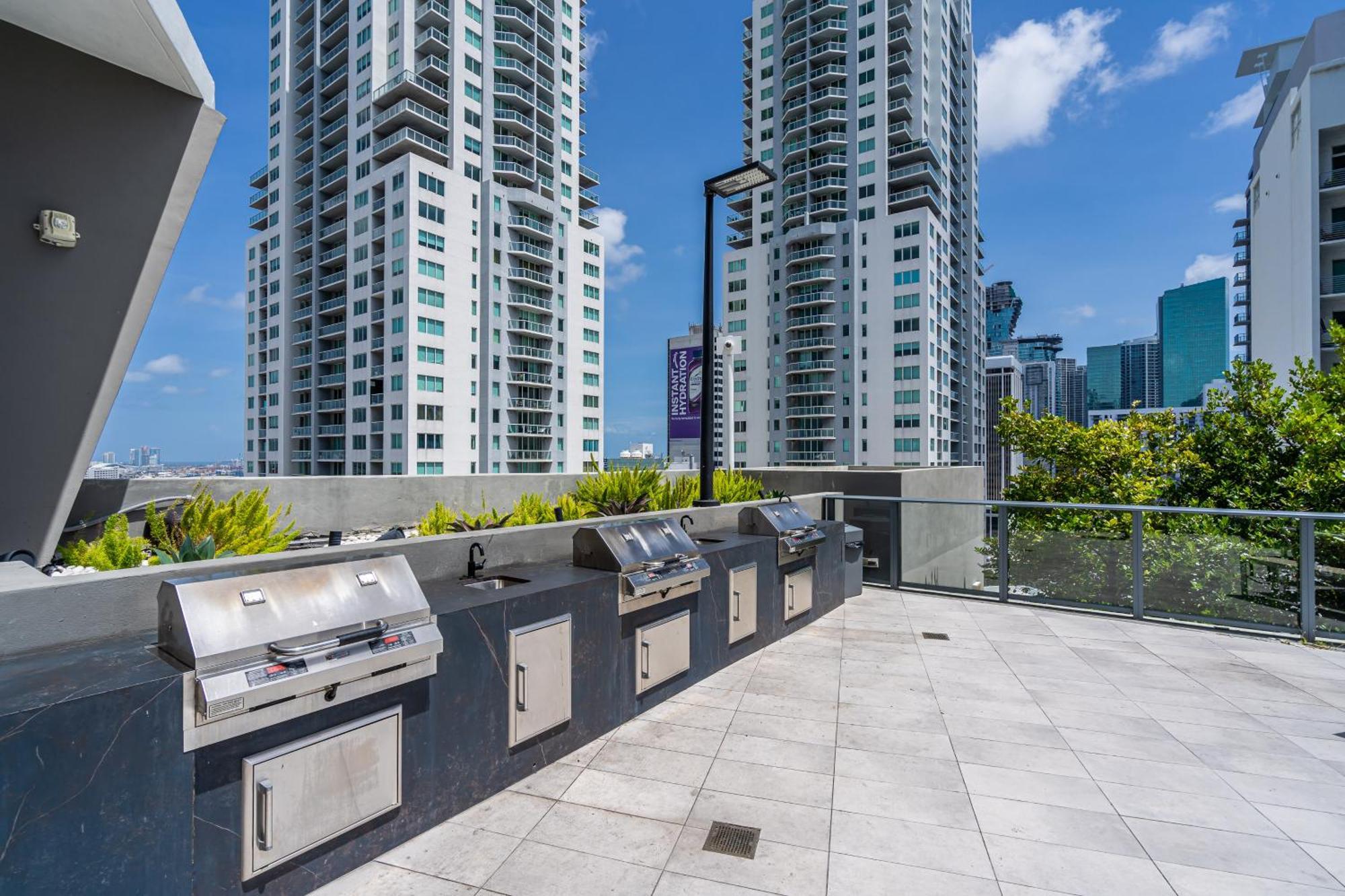 Incredible Unit In The Heart Of Downtown Apartment Miami