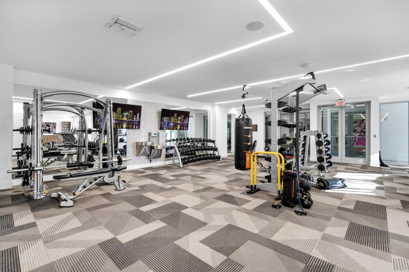 Urban 1 Bed Oasis Near Brickell With Free Parking Miami