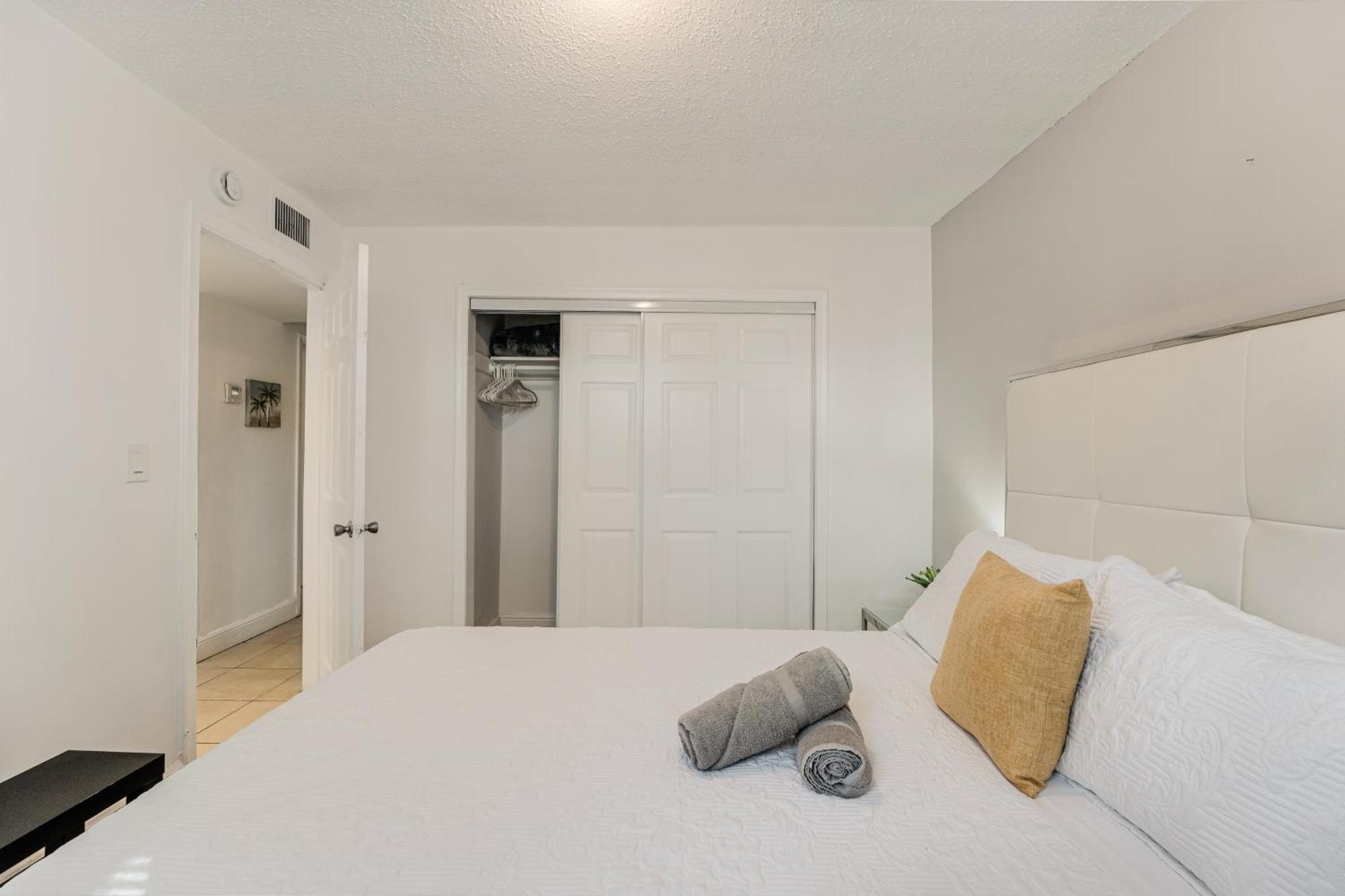 Spacious 3 Bed Centrally Located In *
