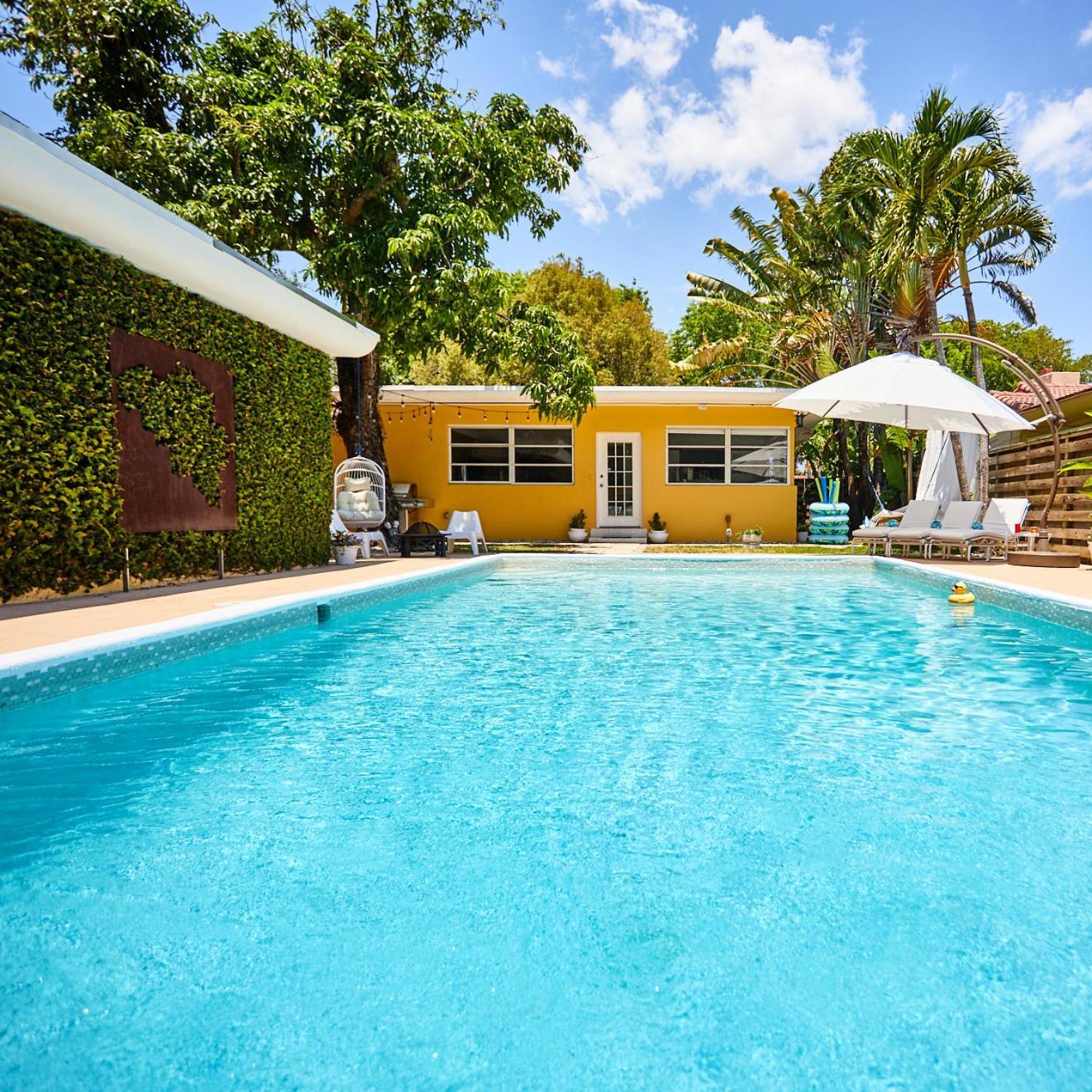 Private Pool Oasis