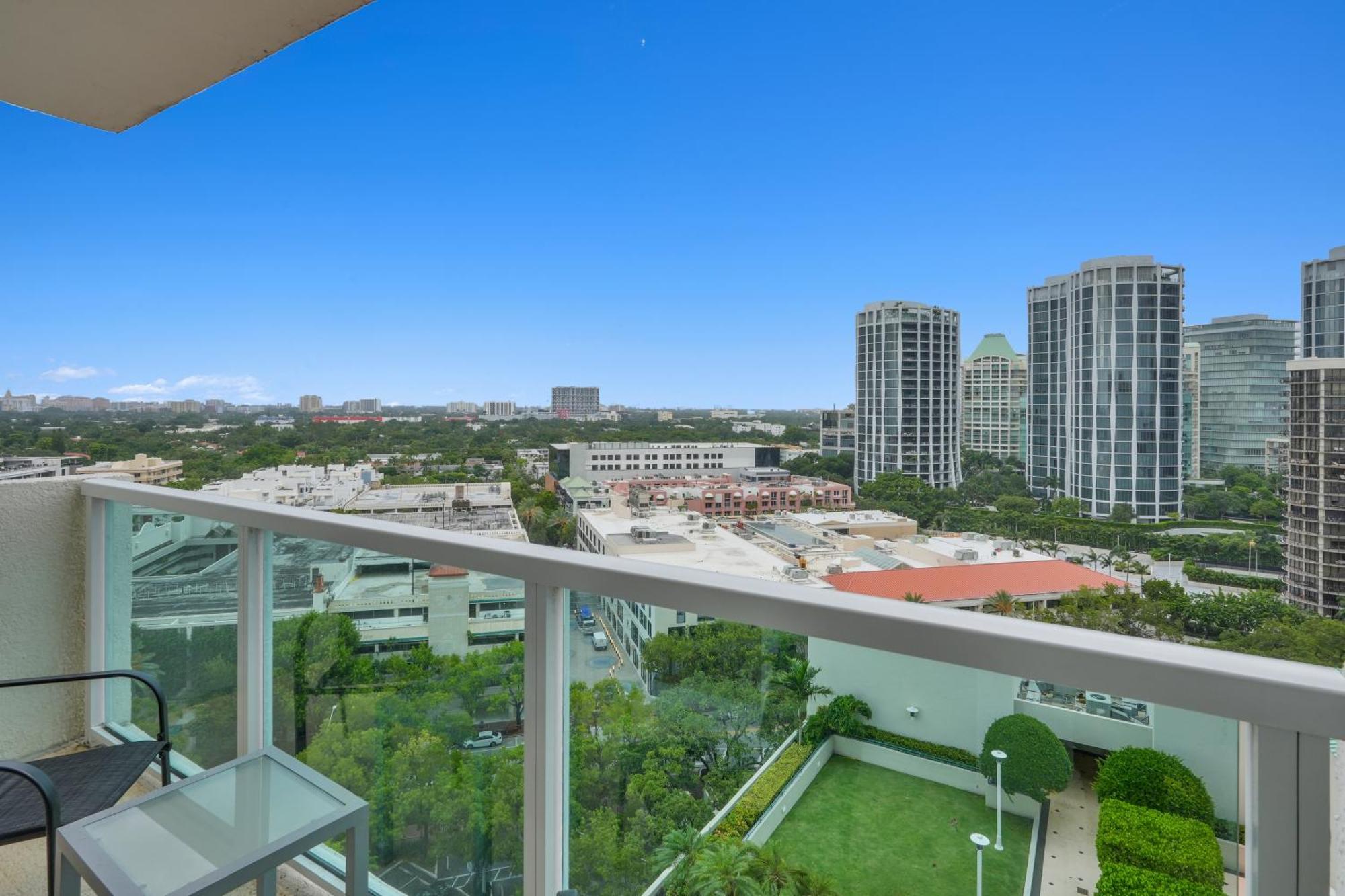 Find Tranquility In The Grove * Miami
