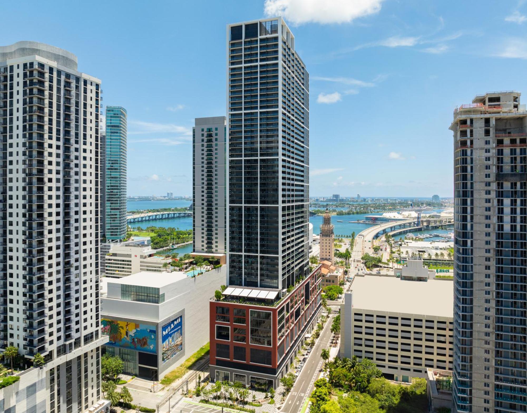 Hotel Gale & Residences Miami