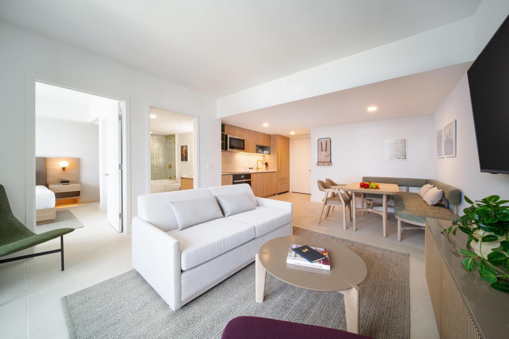 Hotel Gale & Residences