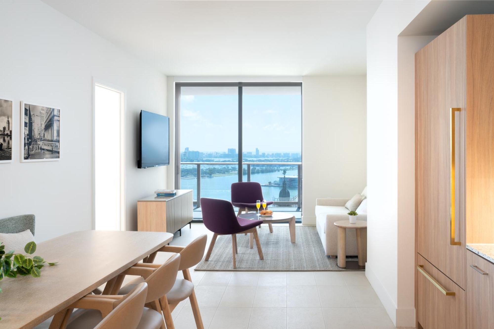 Gale & Residences Hotel 5*