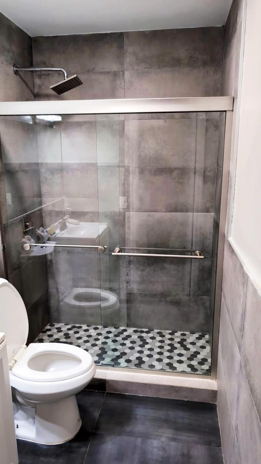 *beautiful Family House 3 Bd/2 Bathrooms+backyard* Holiday home *