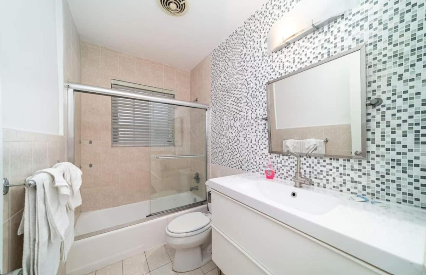 Holiday home Heated Pool Home, Near Miami