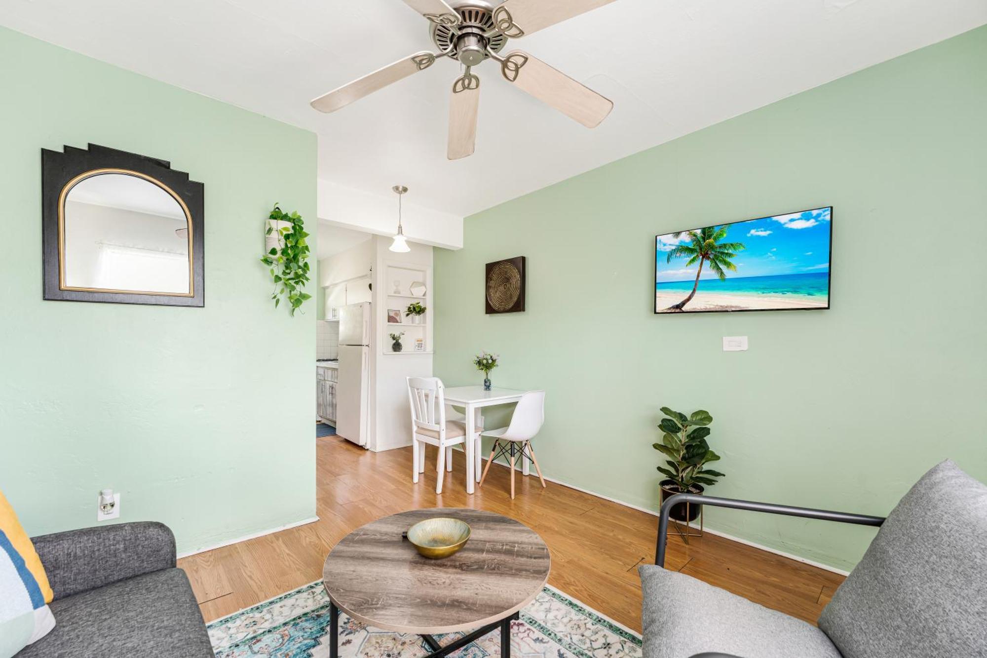 Apartment Serene 1br Steps From Downtown And Calle 8