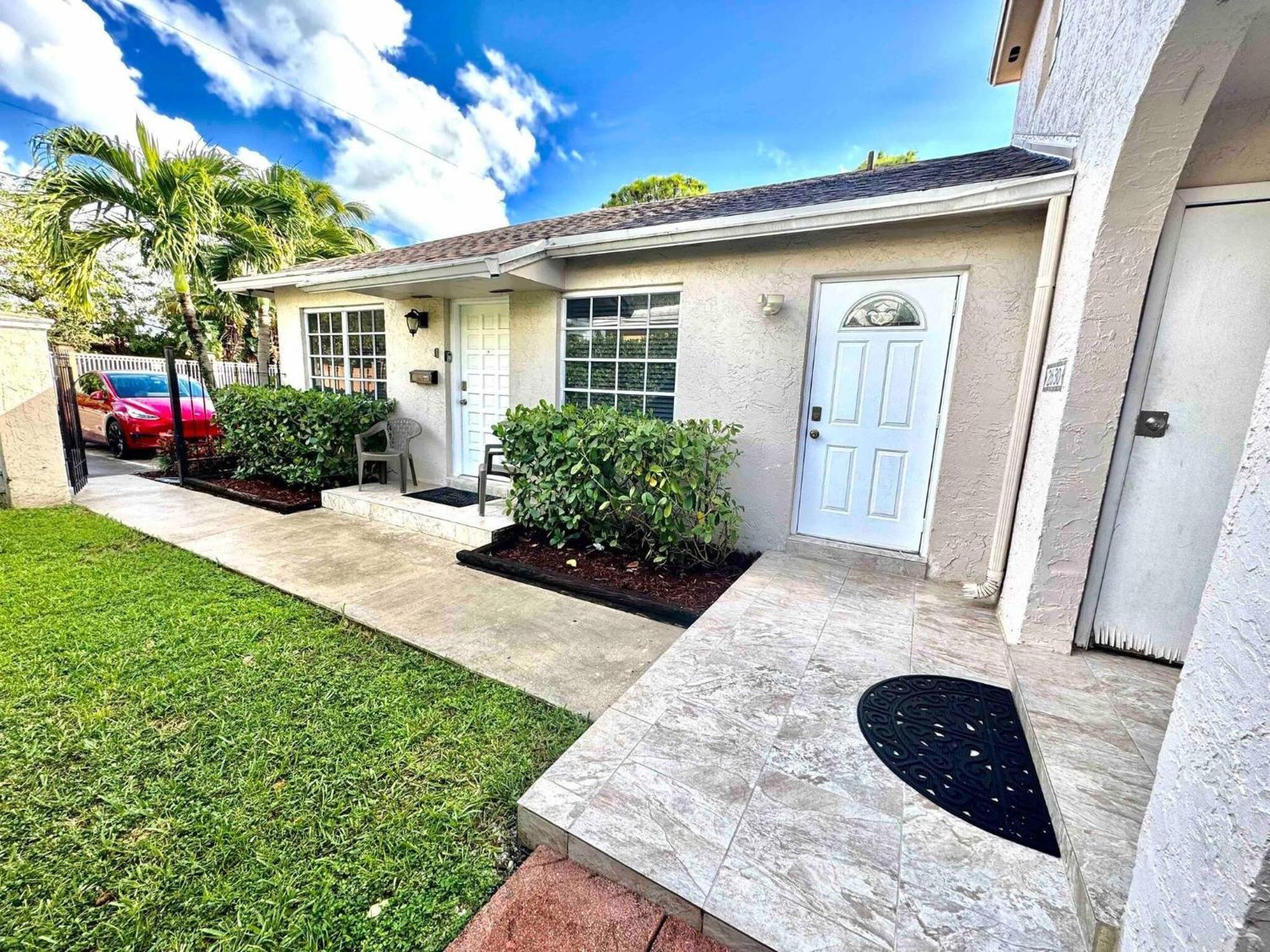 Holiday home Cozy Near Coconut Grove And The Of Miami