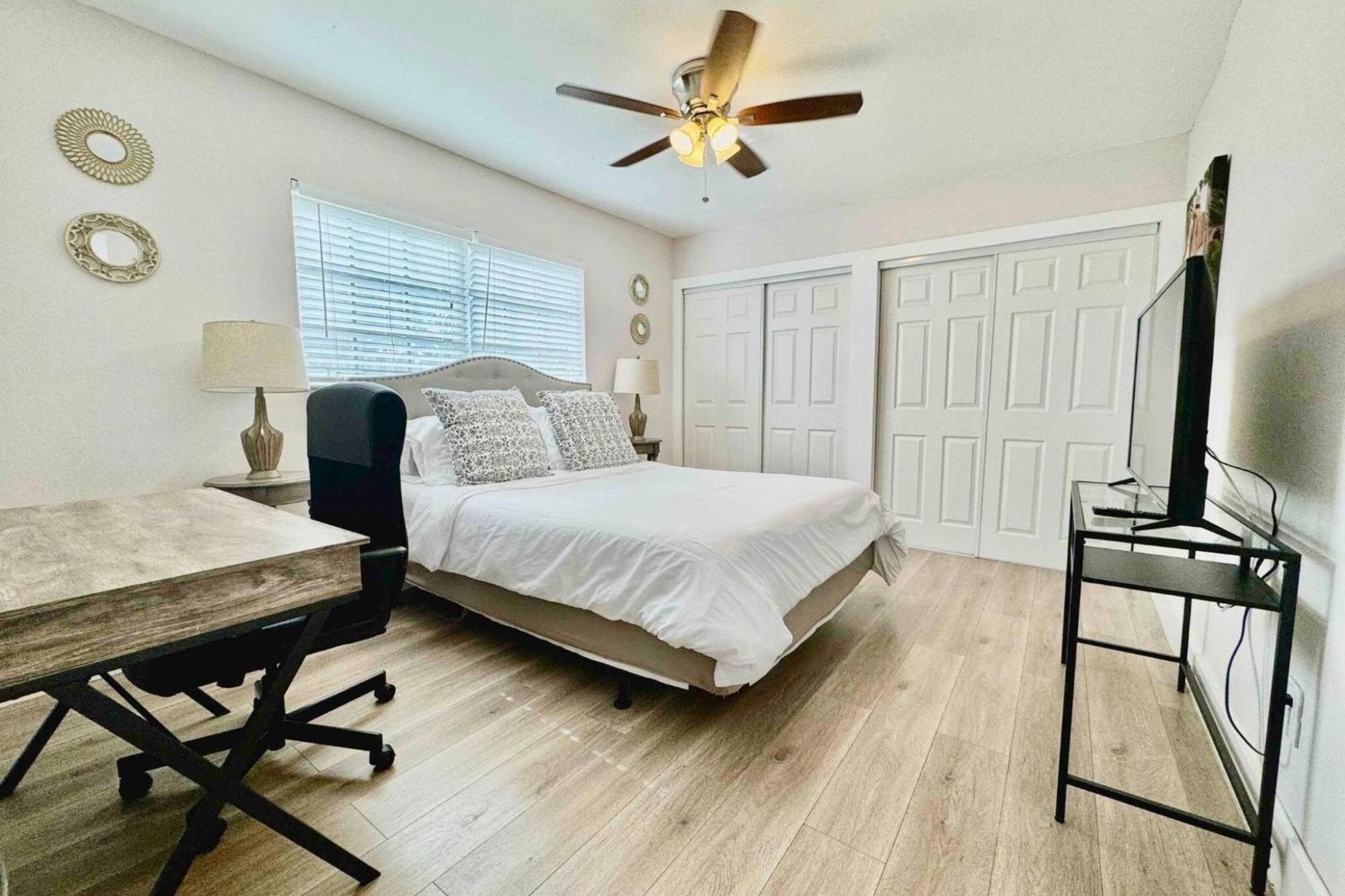Cozy Near Coconut Grove And The Of Holiday home