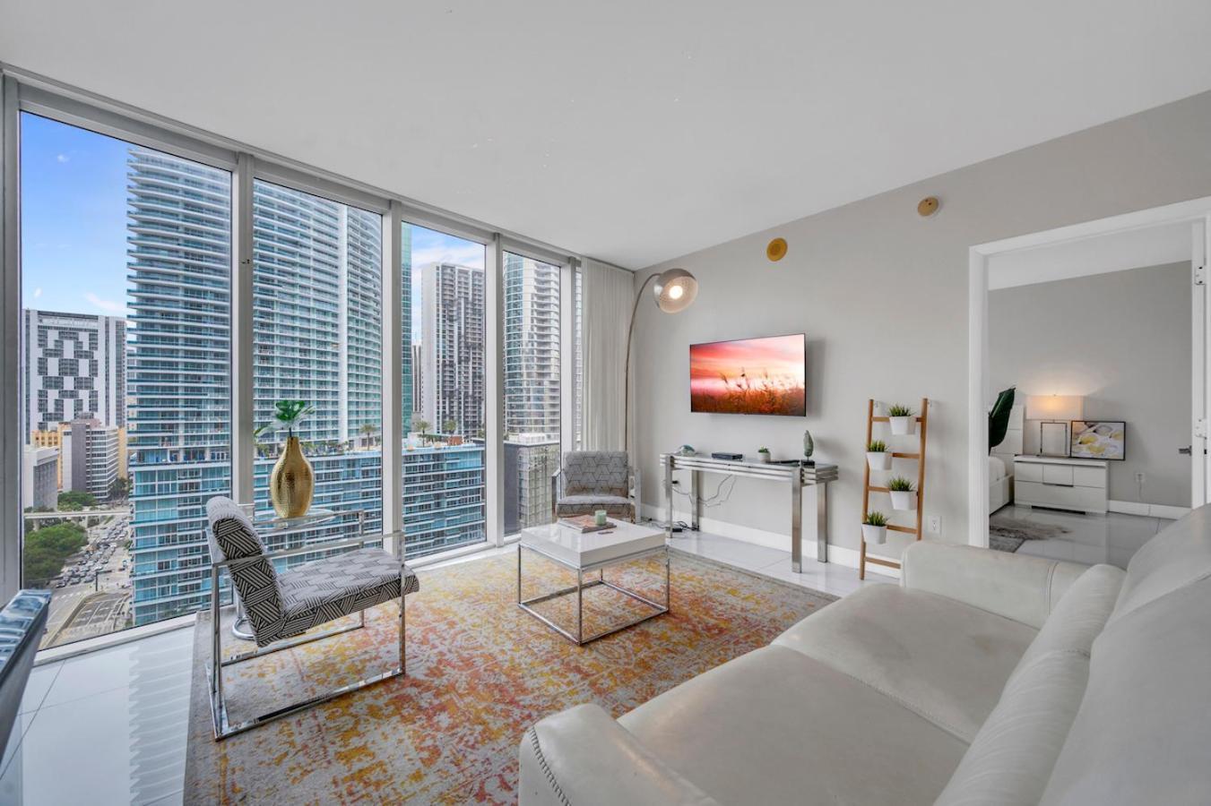 Gorgeous 2br Icon Brickell-waterviews-freespa *