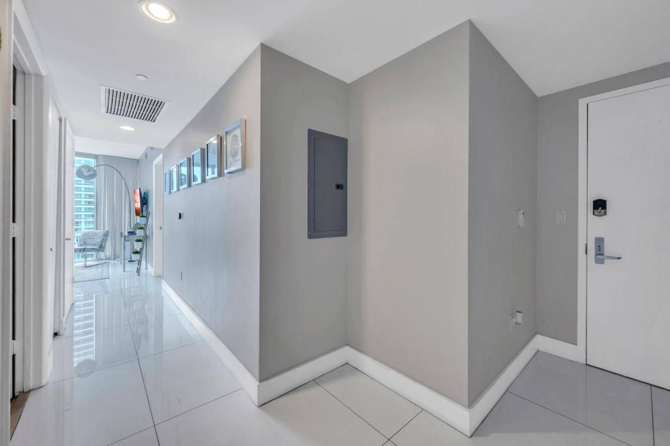 Gorgeous 2br Icon Brickell-waterviews-freespa *