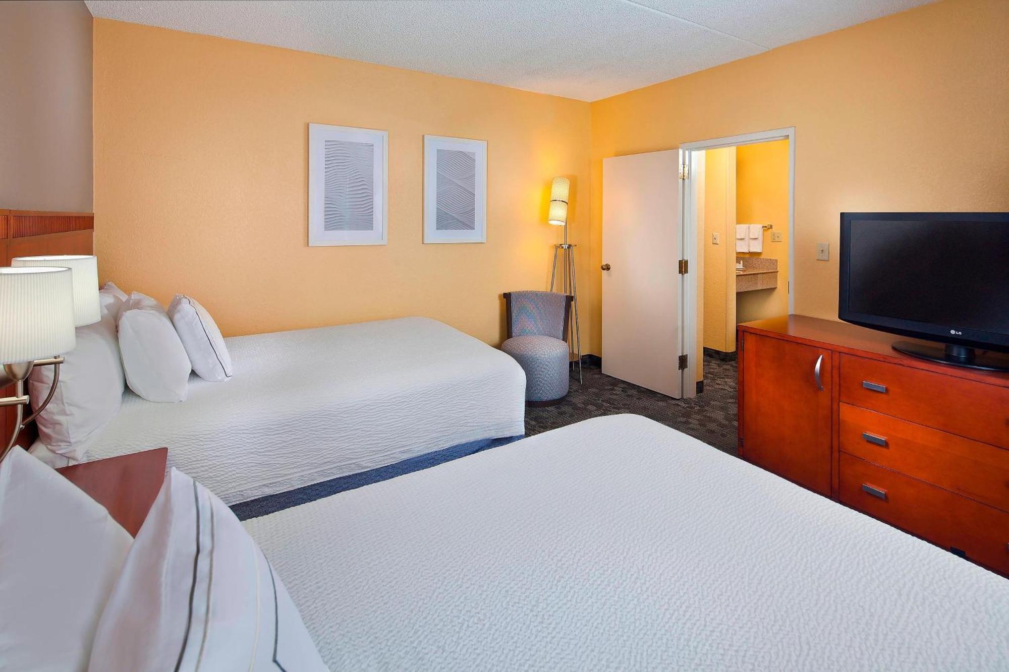 Courtyard Airport West Doral Miami