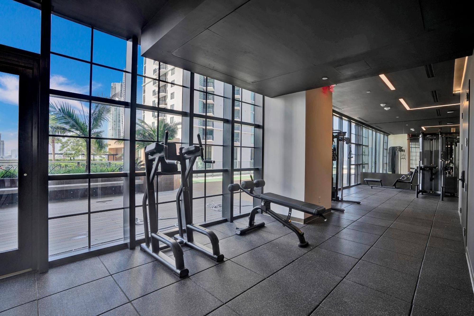New 2-bdrm Downtown With Bay Vista Apartamento Miami