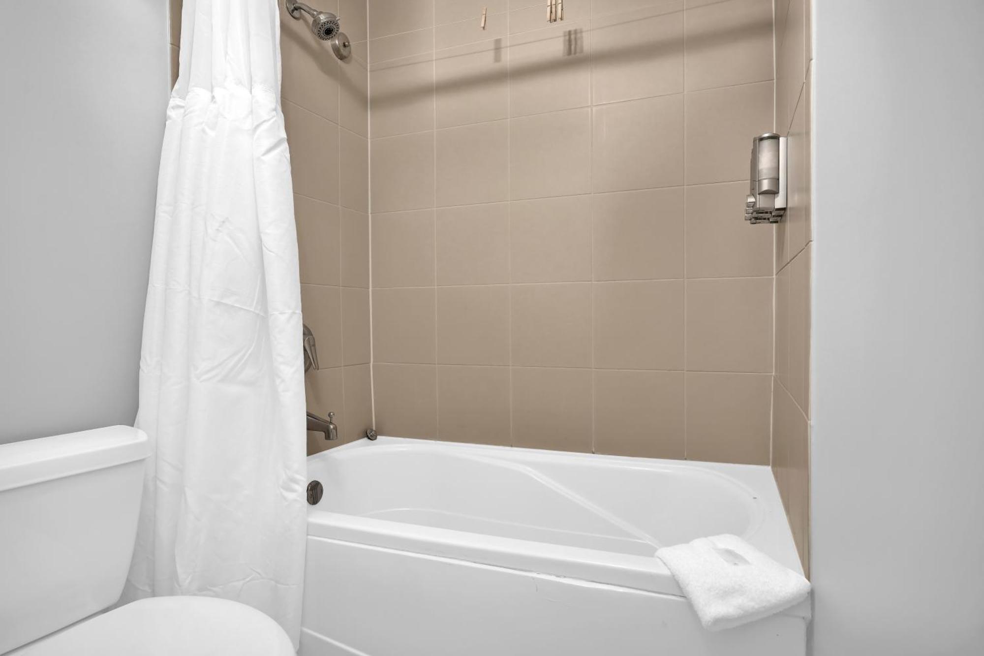 Aparthotel Tropical Paradise Spacious 3 Bedroom Miami