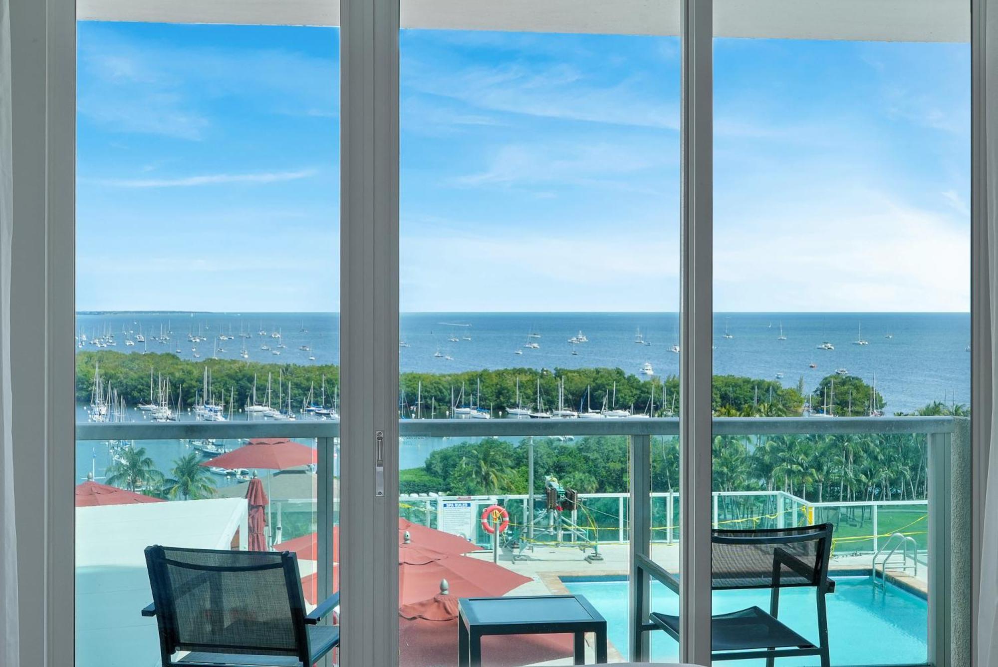 Aparthotel Tropical Paradise Spacious 3 Bedroom *