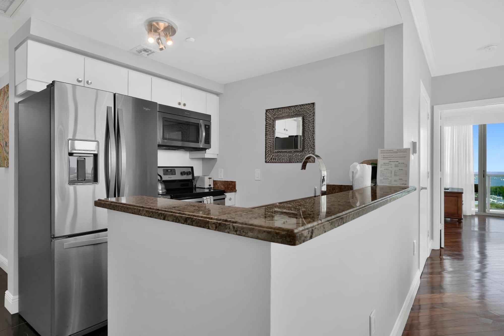 Tropical Paradise Spacious 3 Bedroom *