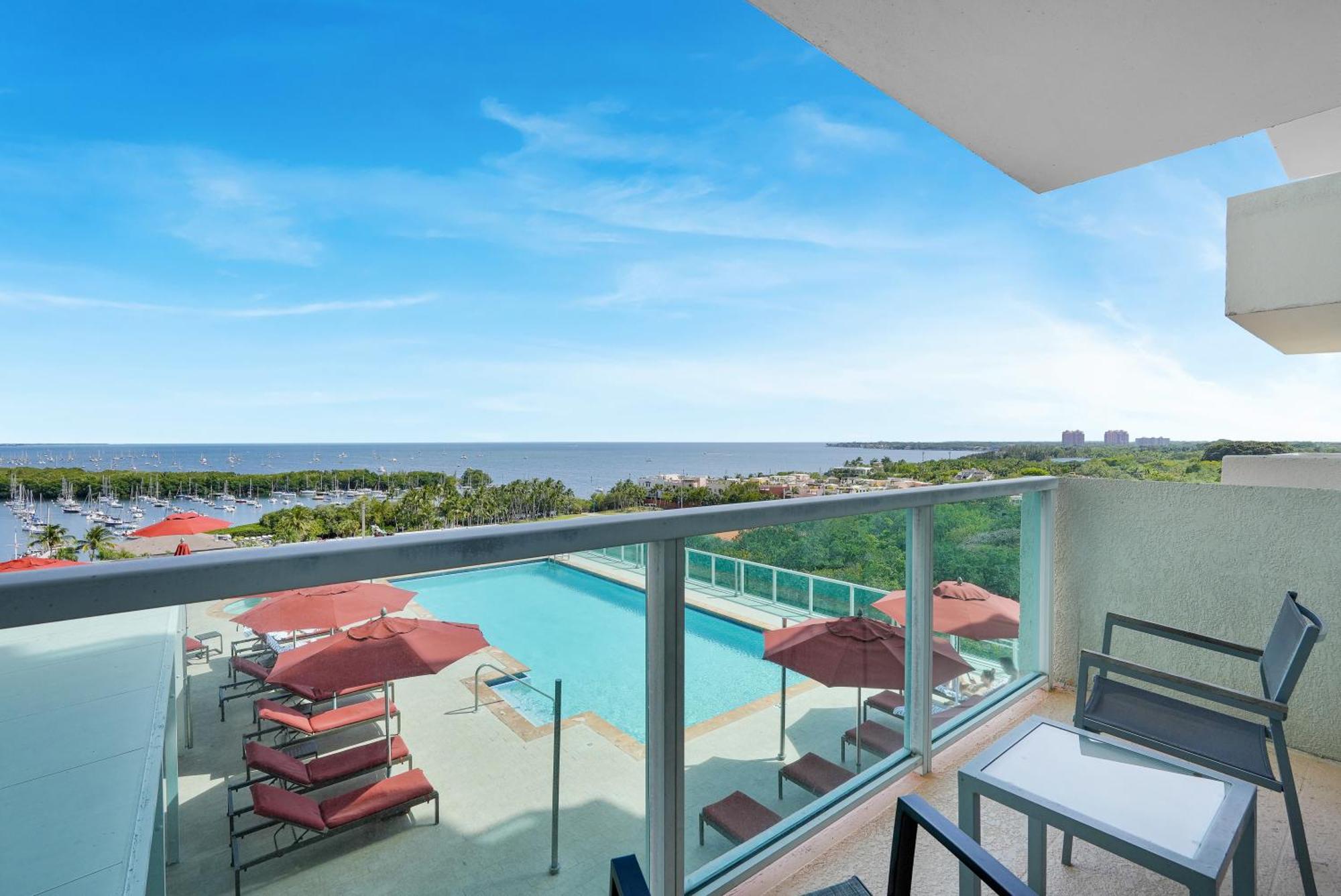 Tropical Paradise Spacious 3 Bedroom Aparthotel