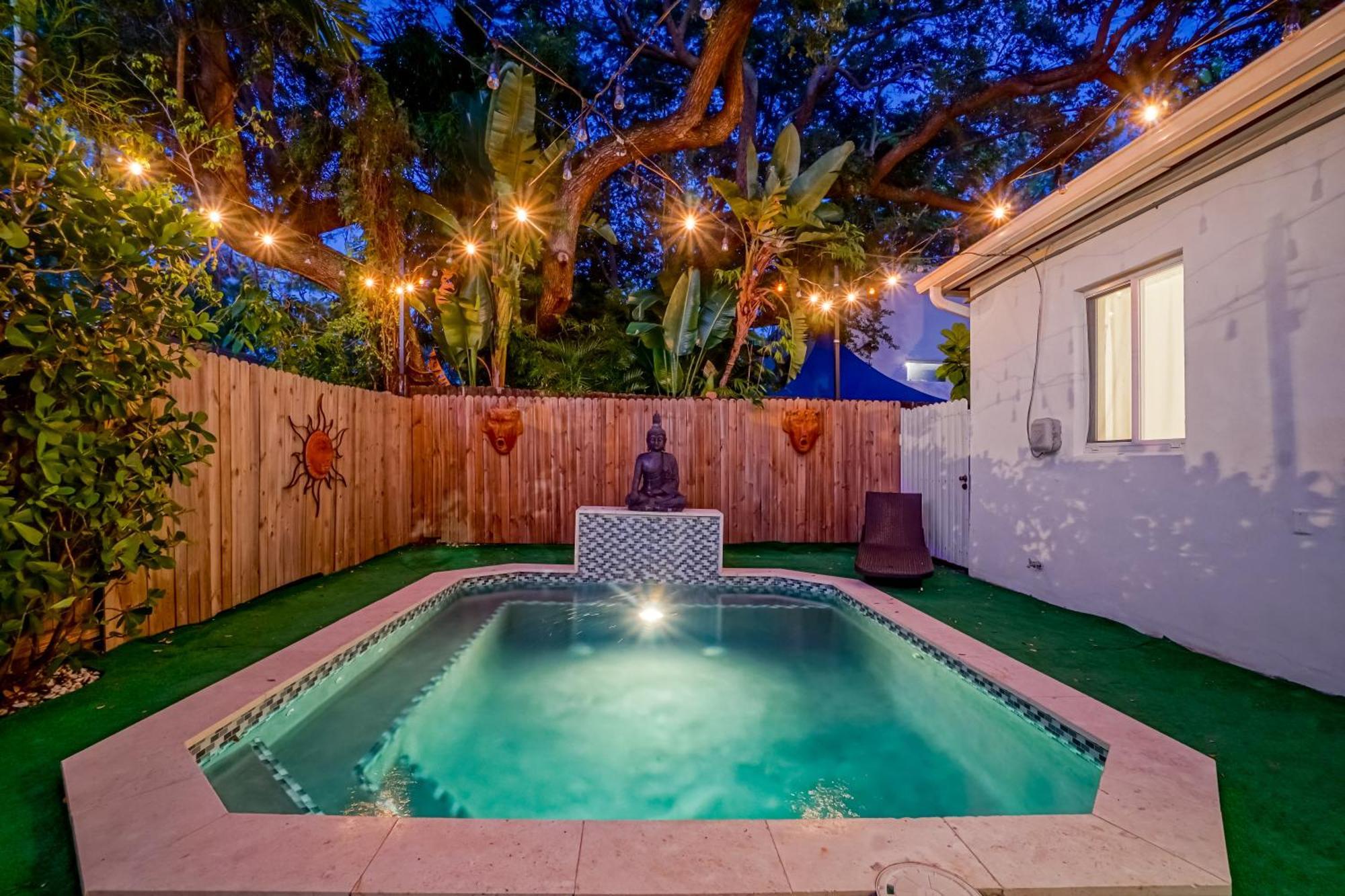 Buddha House Pool Big Yard Holiday home Miami