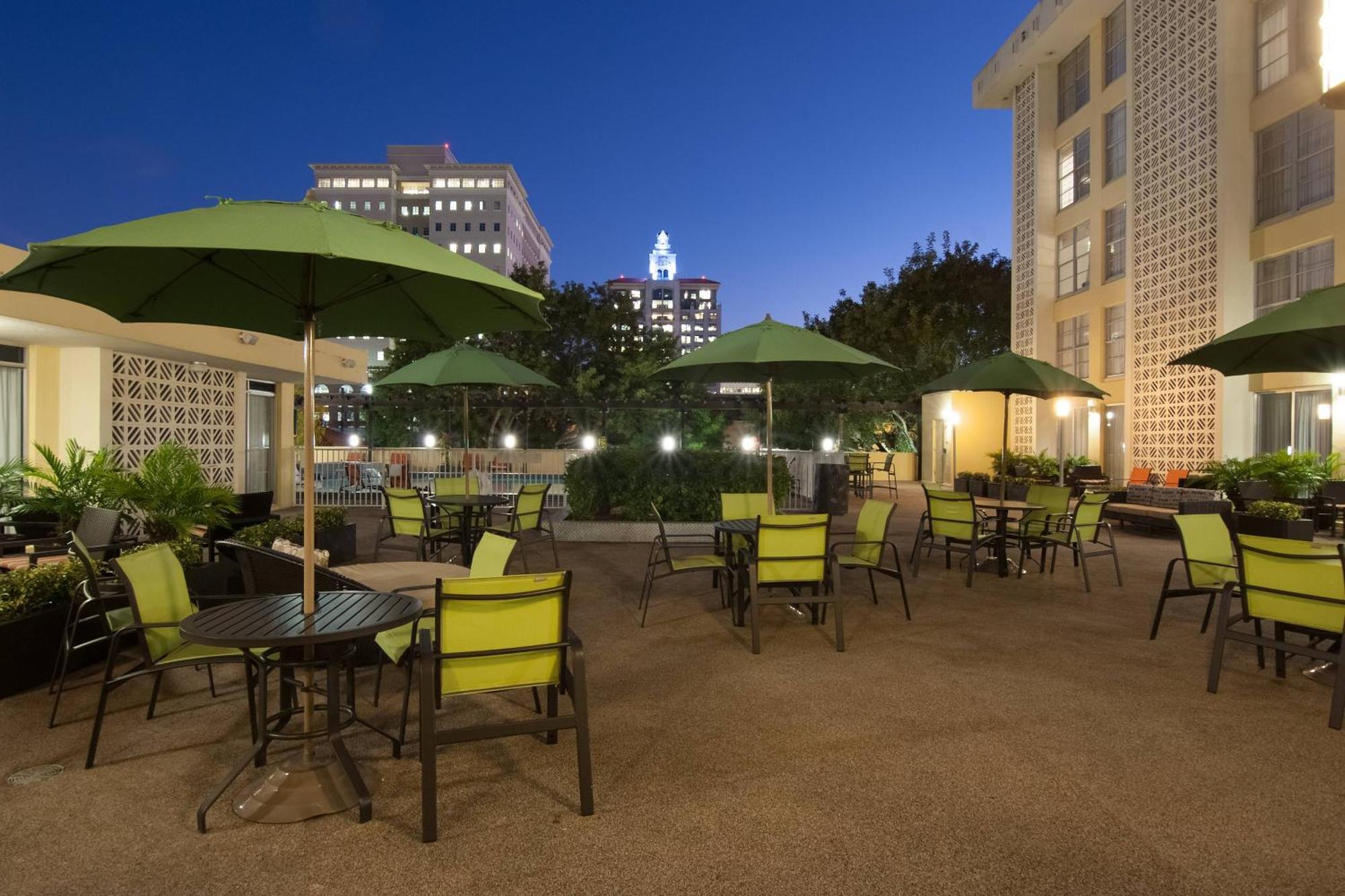 Courtyard Coral Gables 3* Miami