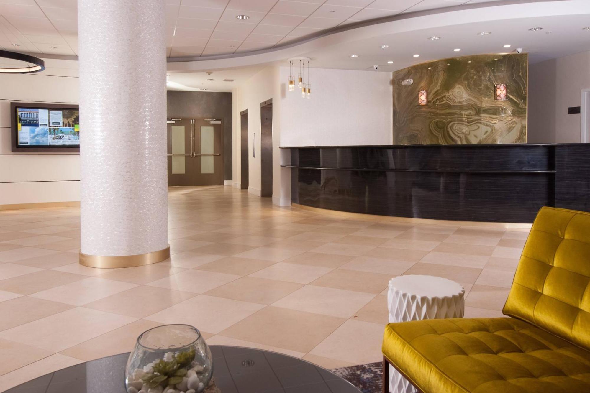 Courtyard Coral Gables Hotel Miami