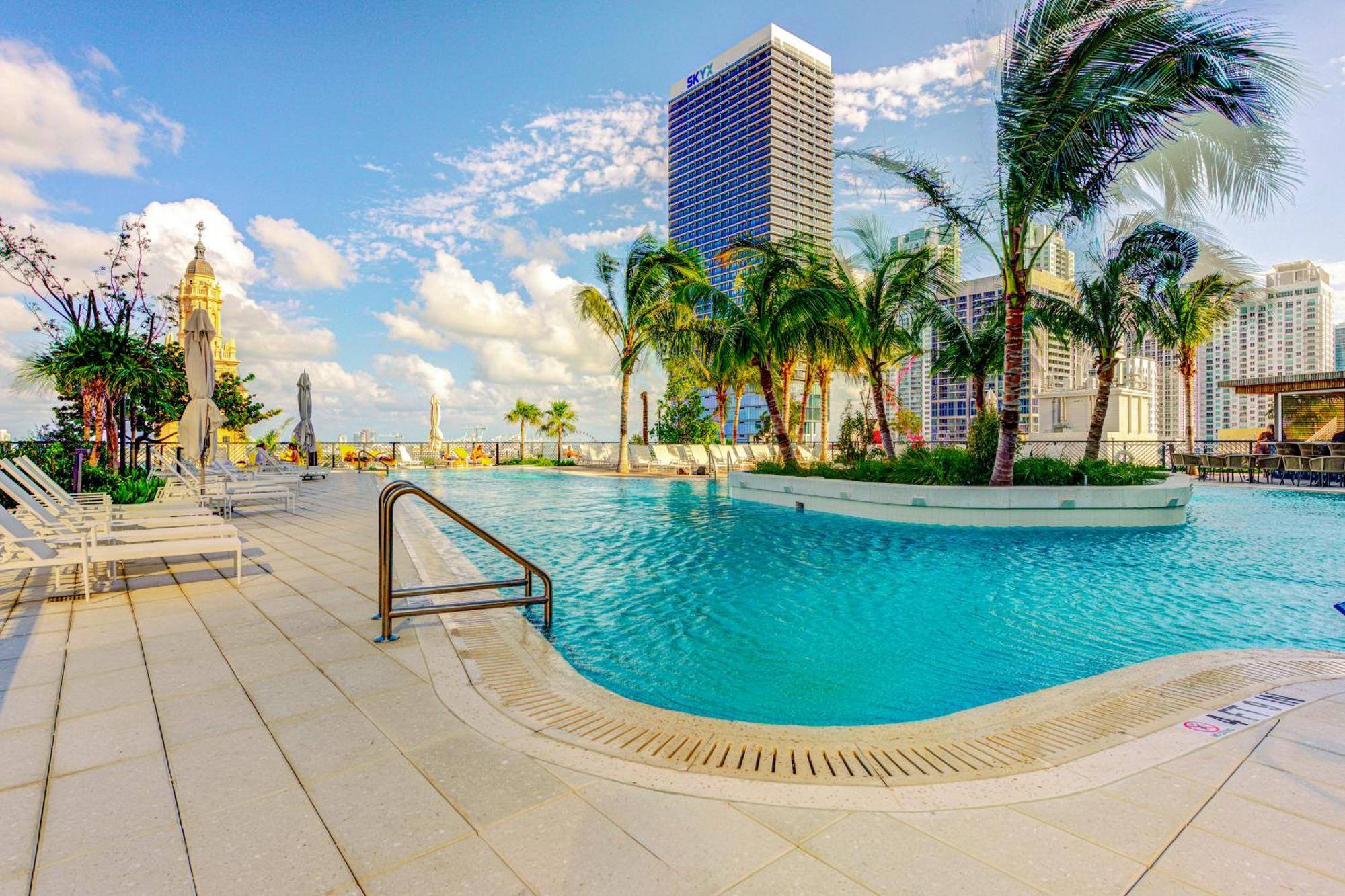 Magic Miami Penthouse Balcony Ocean View, Pool Resort, Spa, Heart Of Miami Apartment *