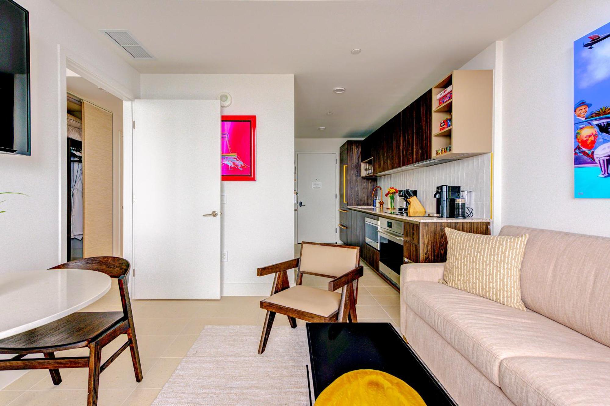 Magic Miami Penthouse Balcony Ocean View, Pool Resort, Spa, Heart Of Miami Apartment Miami