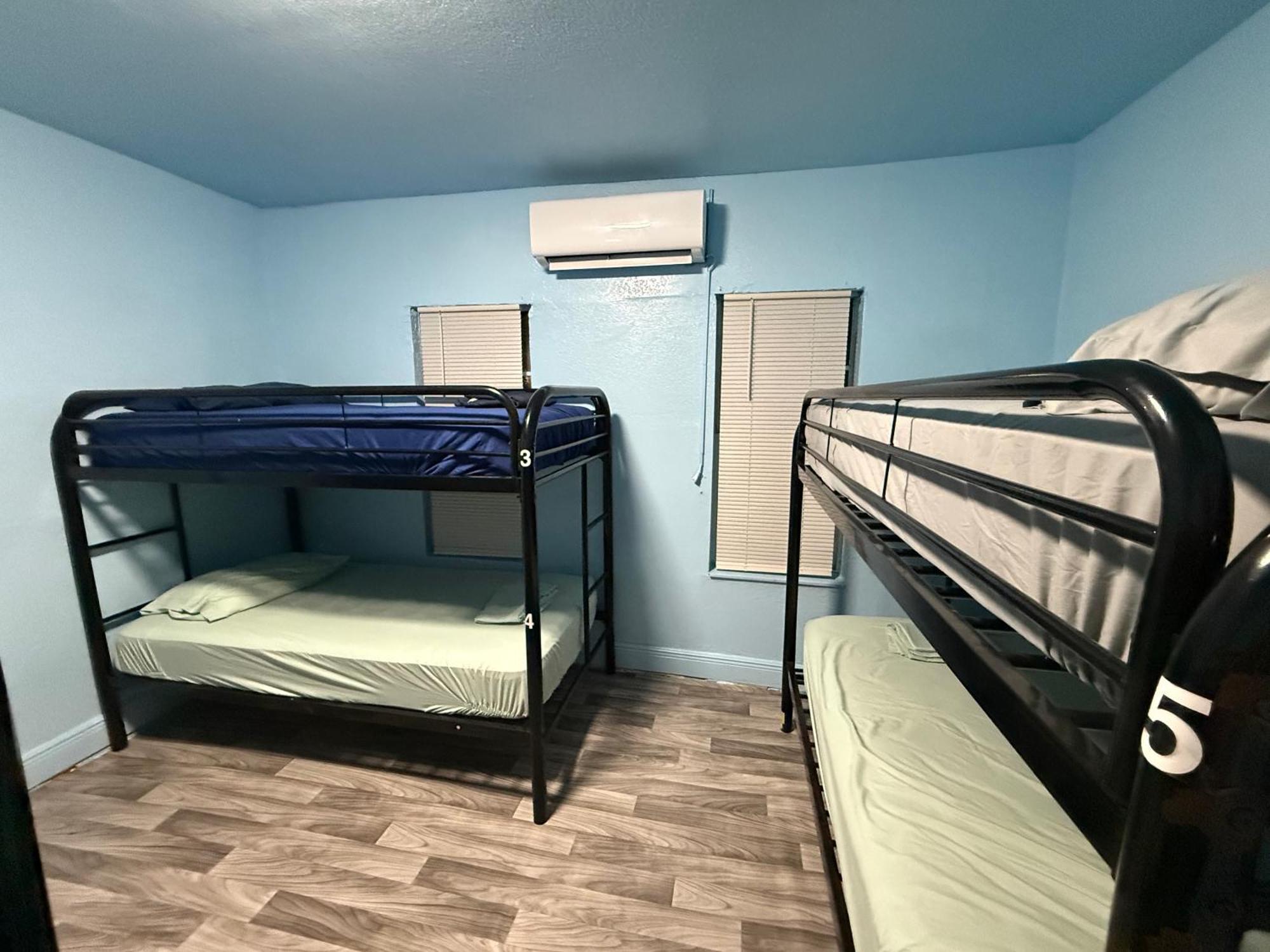 Hostel Oqp Vacations