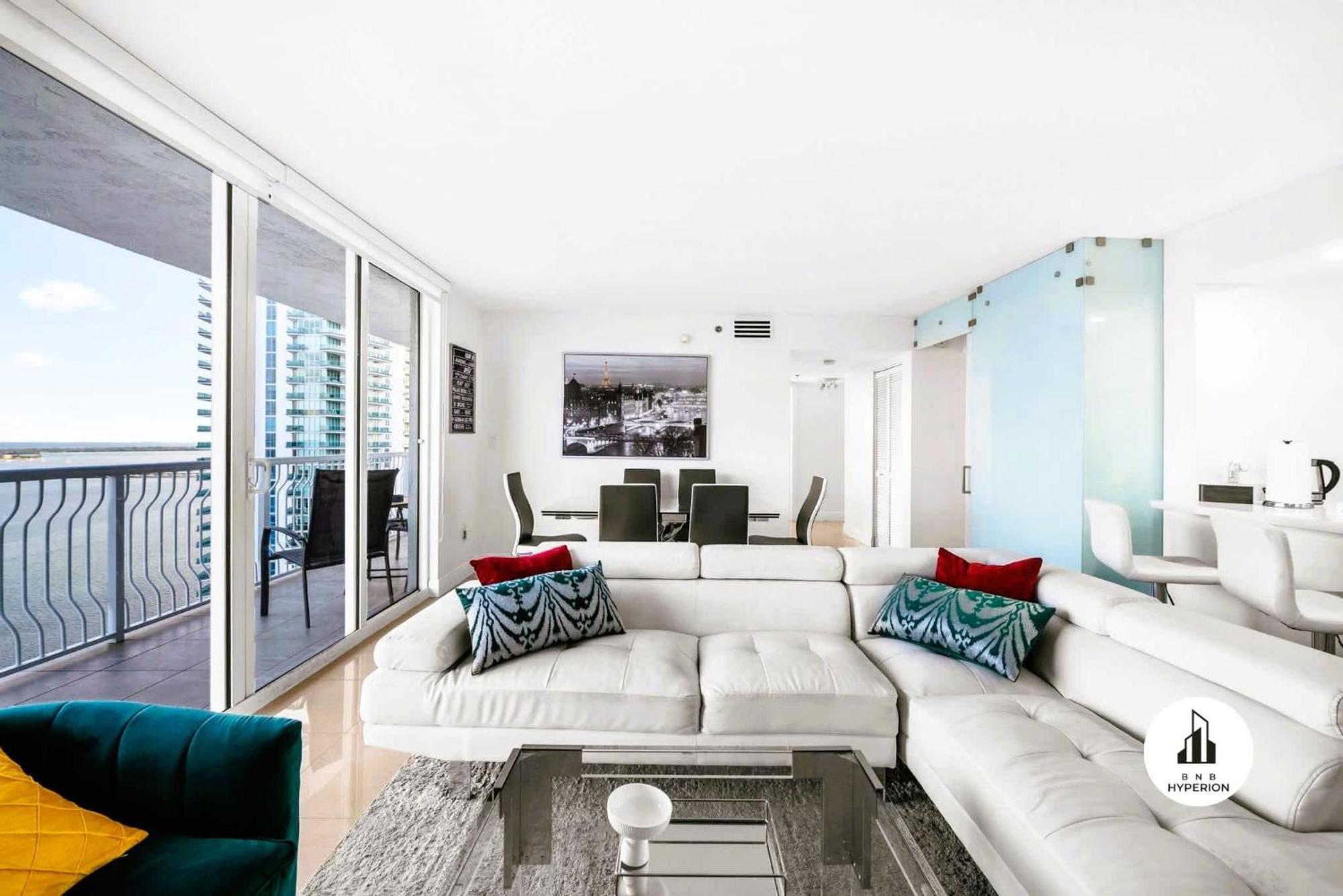 Casa de férias Bnb Hyperion - Luxe 3b W City & Ocean Views *