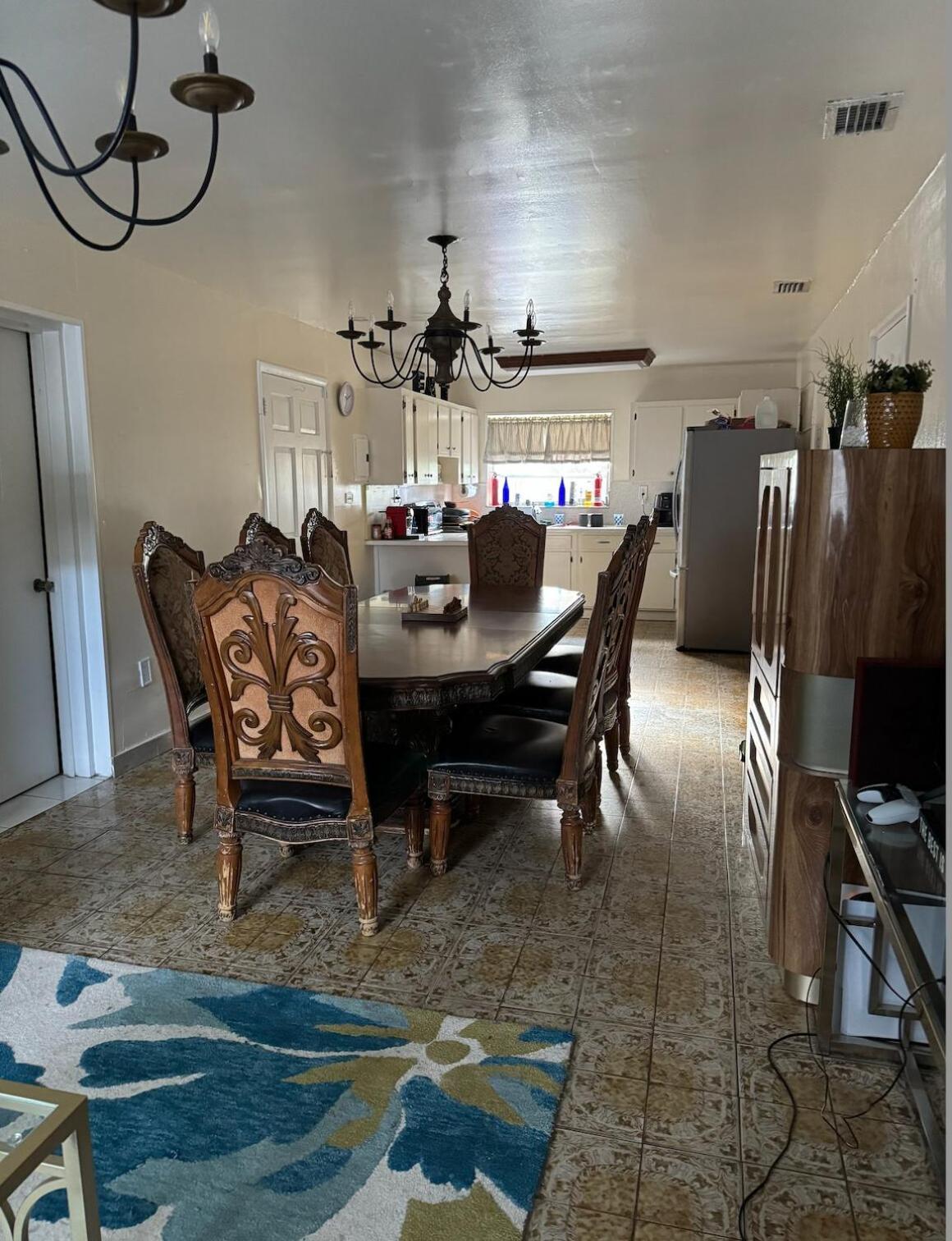 Bed3 Queen Quarter Femaleonly Shared Bed Apartment Miami