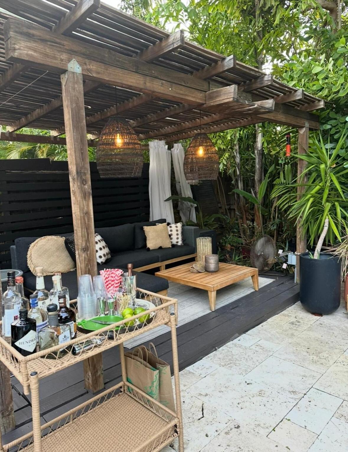Casa de férias 10 Min From Wynwood, Tropical Oasis W Heated Pool *