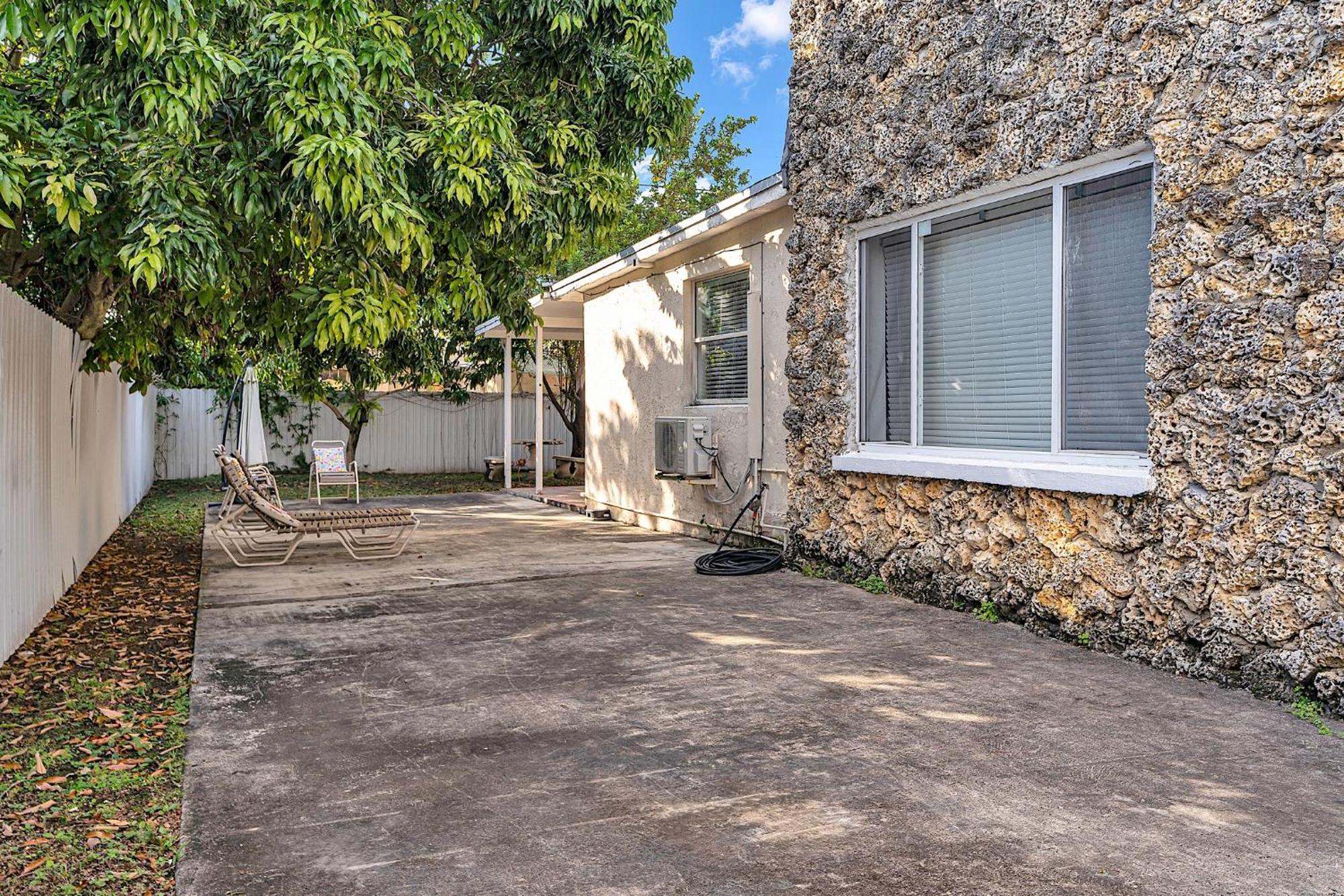 Coral Close To Little Havana *