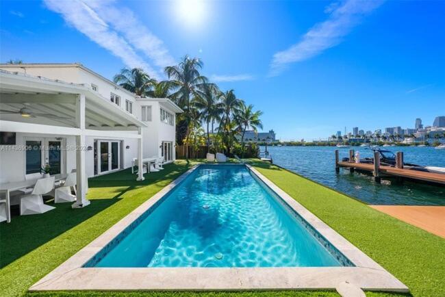 Villa Waterfront Paradise 4 Bd Breeze With Pool Miami